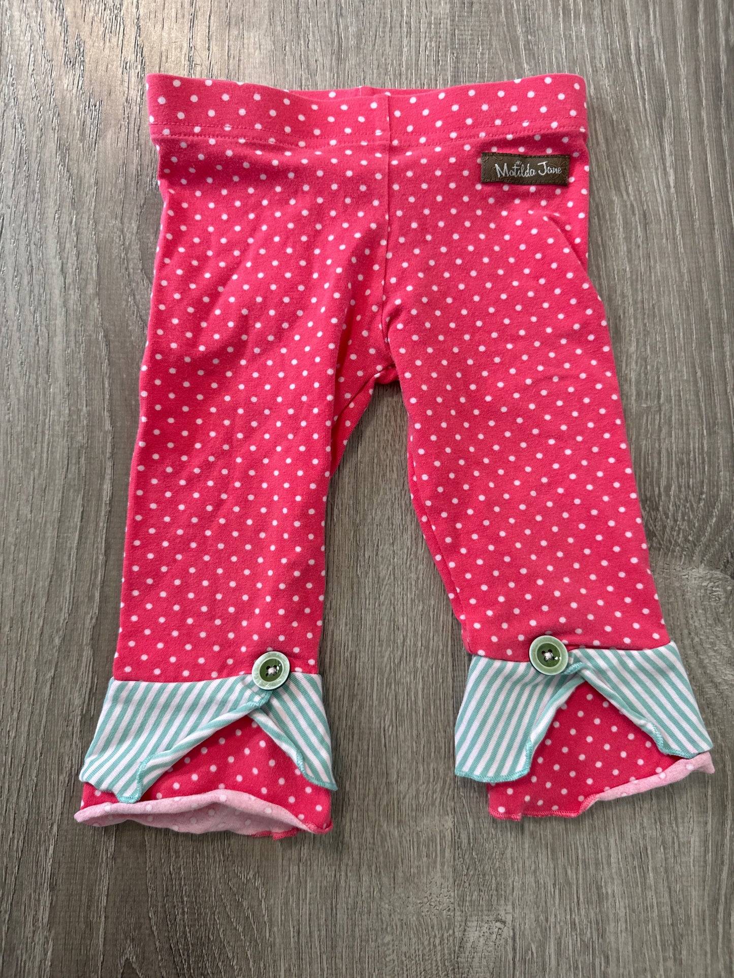 #149 Girls Matilda Jane size 2 polka dot Capri leggings
