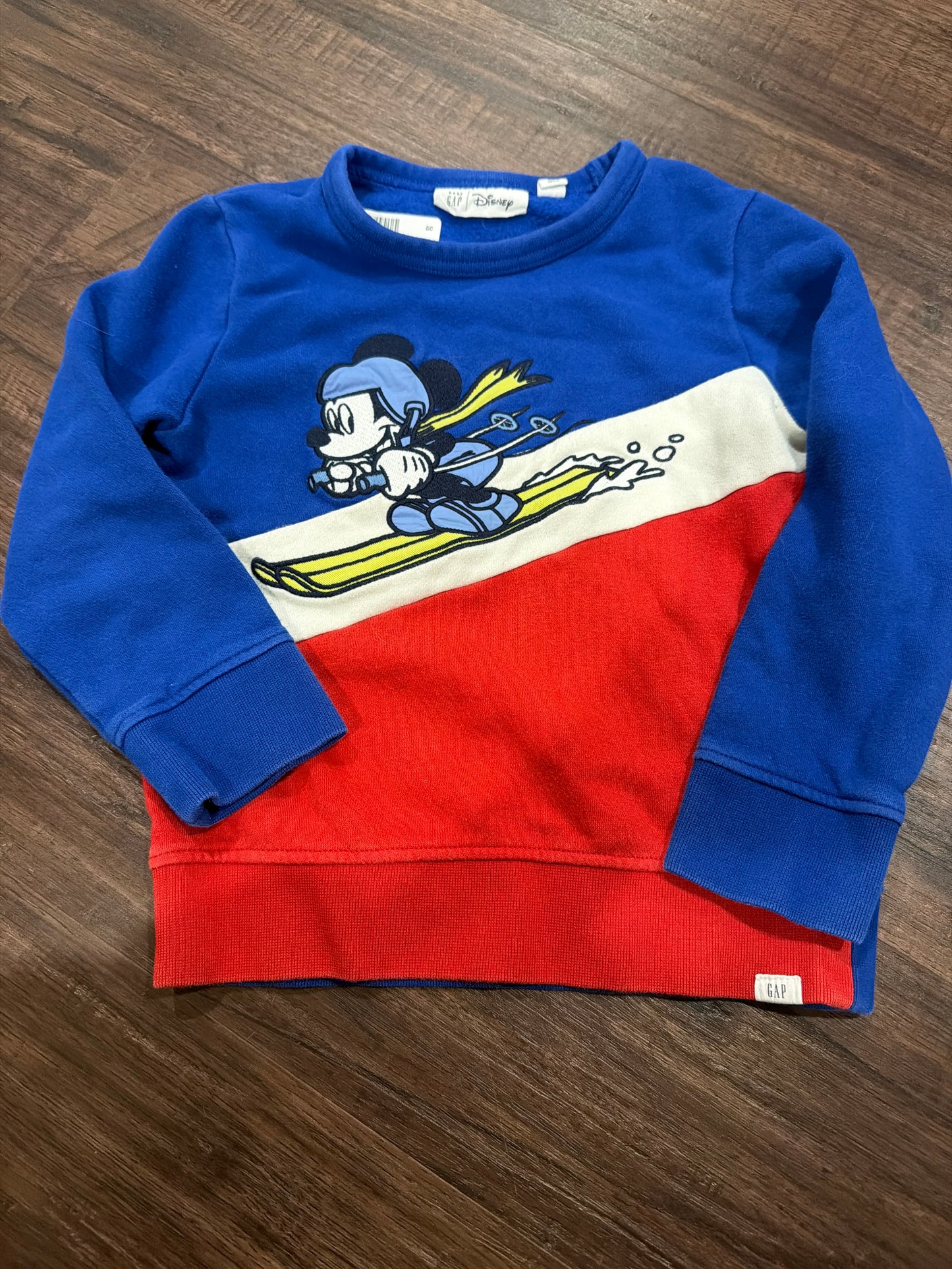 #107 Gap size 5 boys Mickey winter sweatshirt