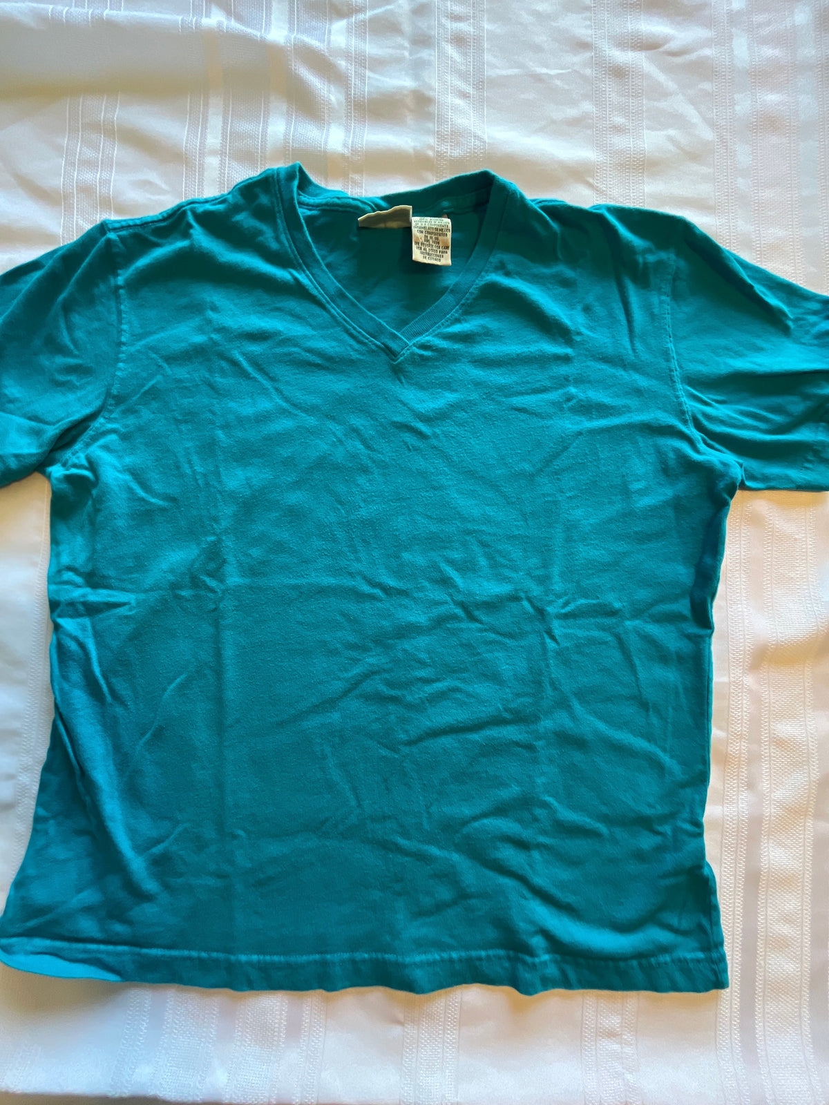 #43 Women’s LargeP St John’s Bay V neck tee EUC