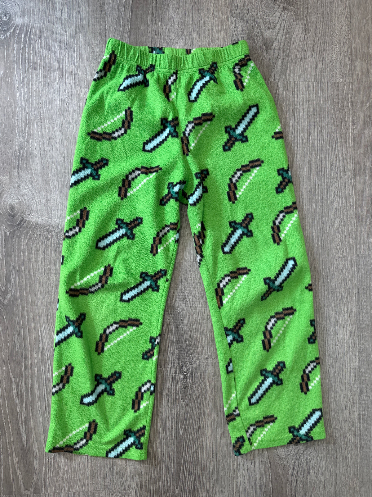 #149 Boys 8 Minecraft fleece pajama pants