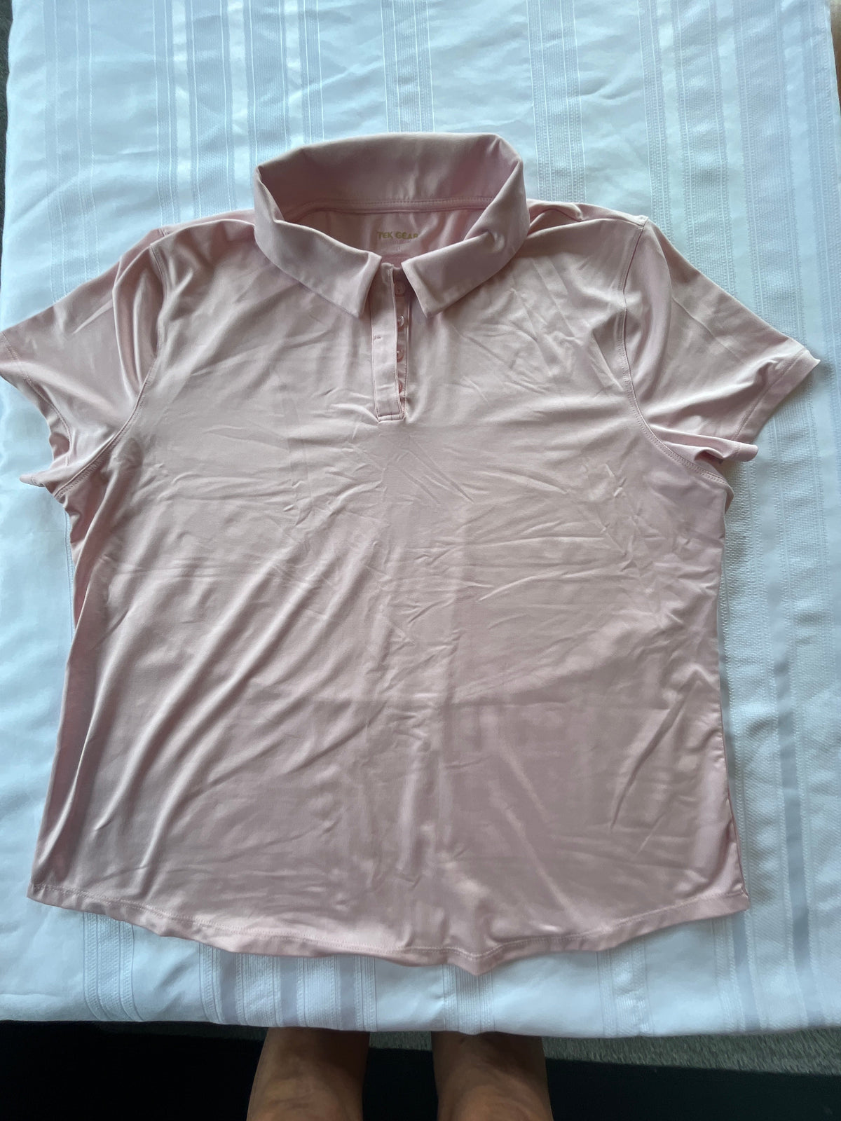 #43 Women’s XL Tek Gear golf shirt EUC