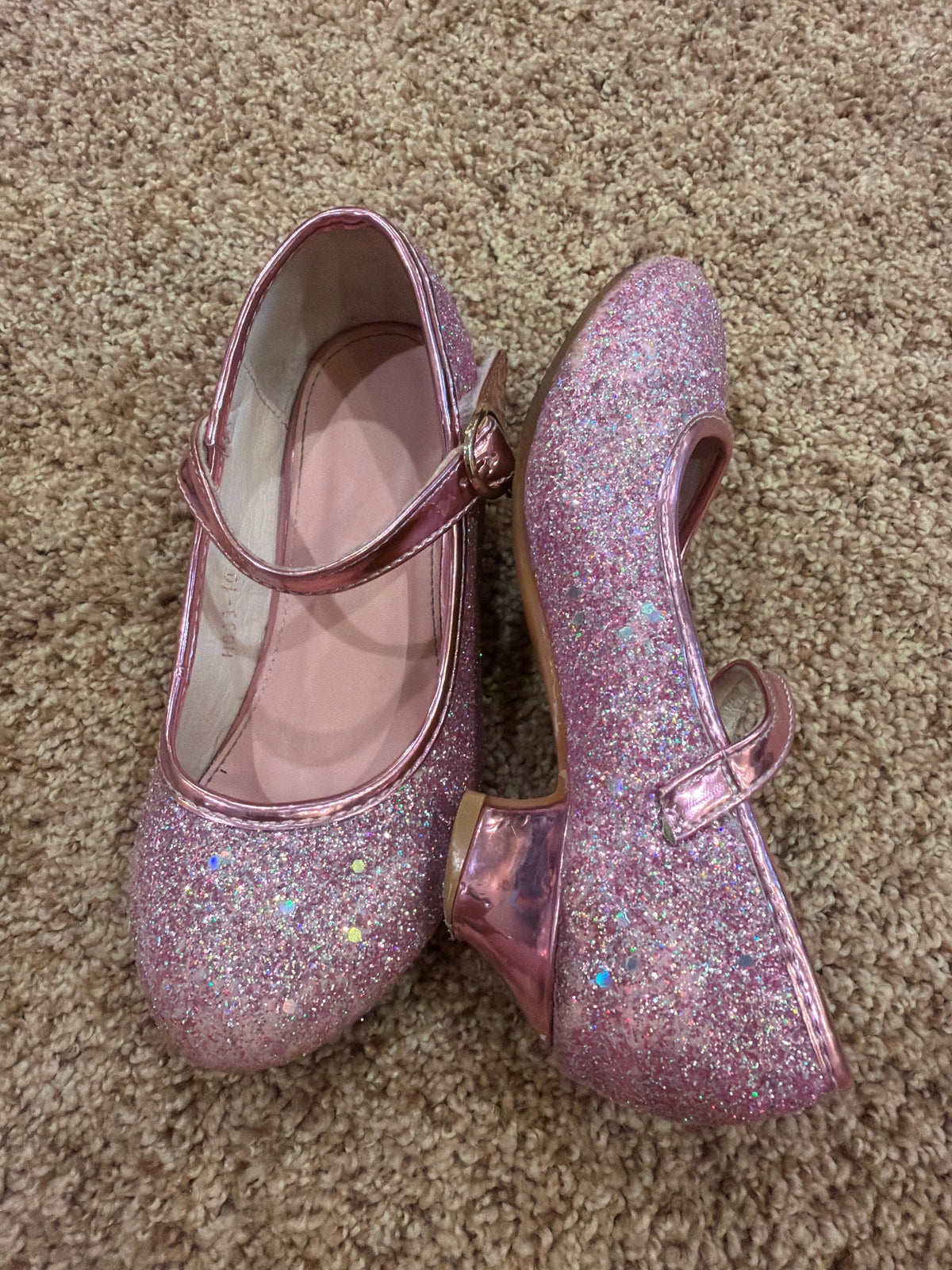 #47, Girls pink sparkly heels. Size 10