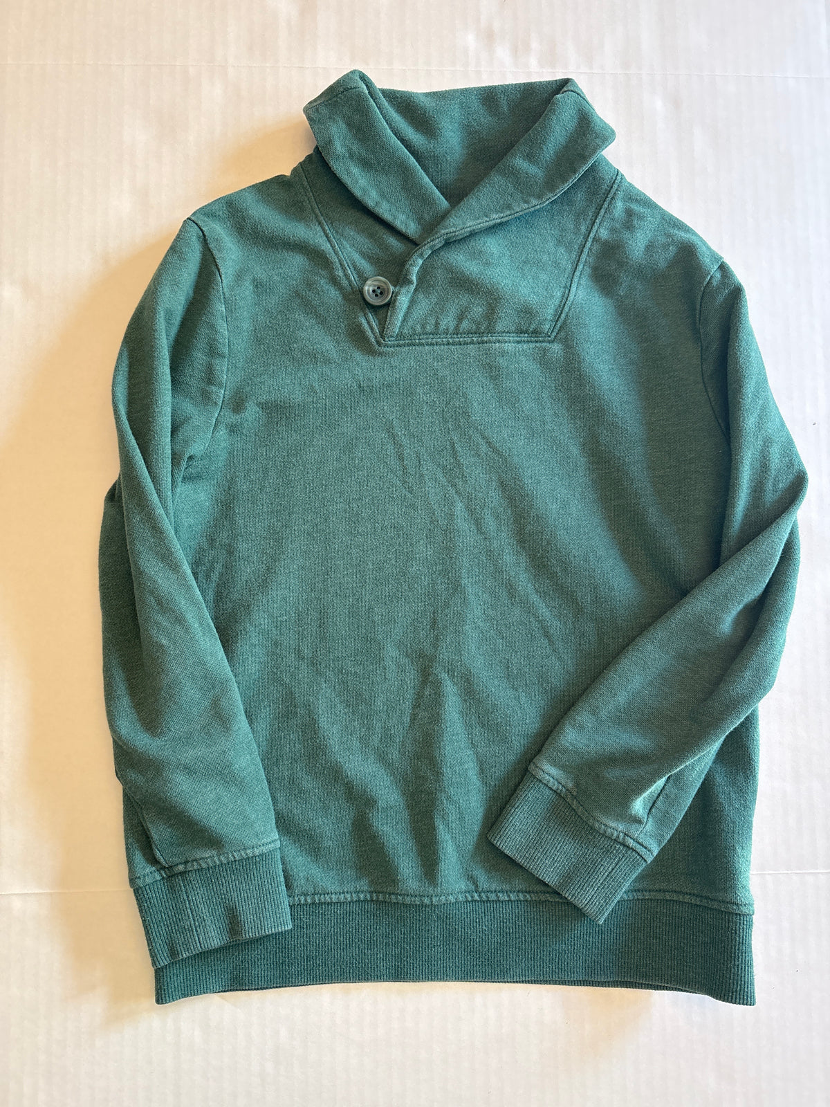 Seller 118 VGUC Boys Cat and Jack shirt Size 6/7