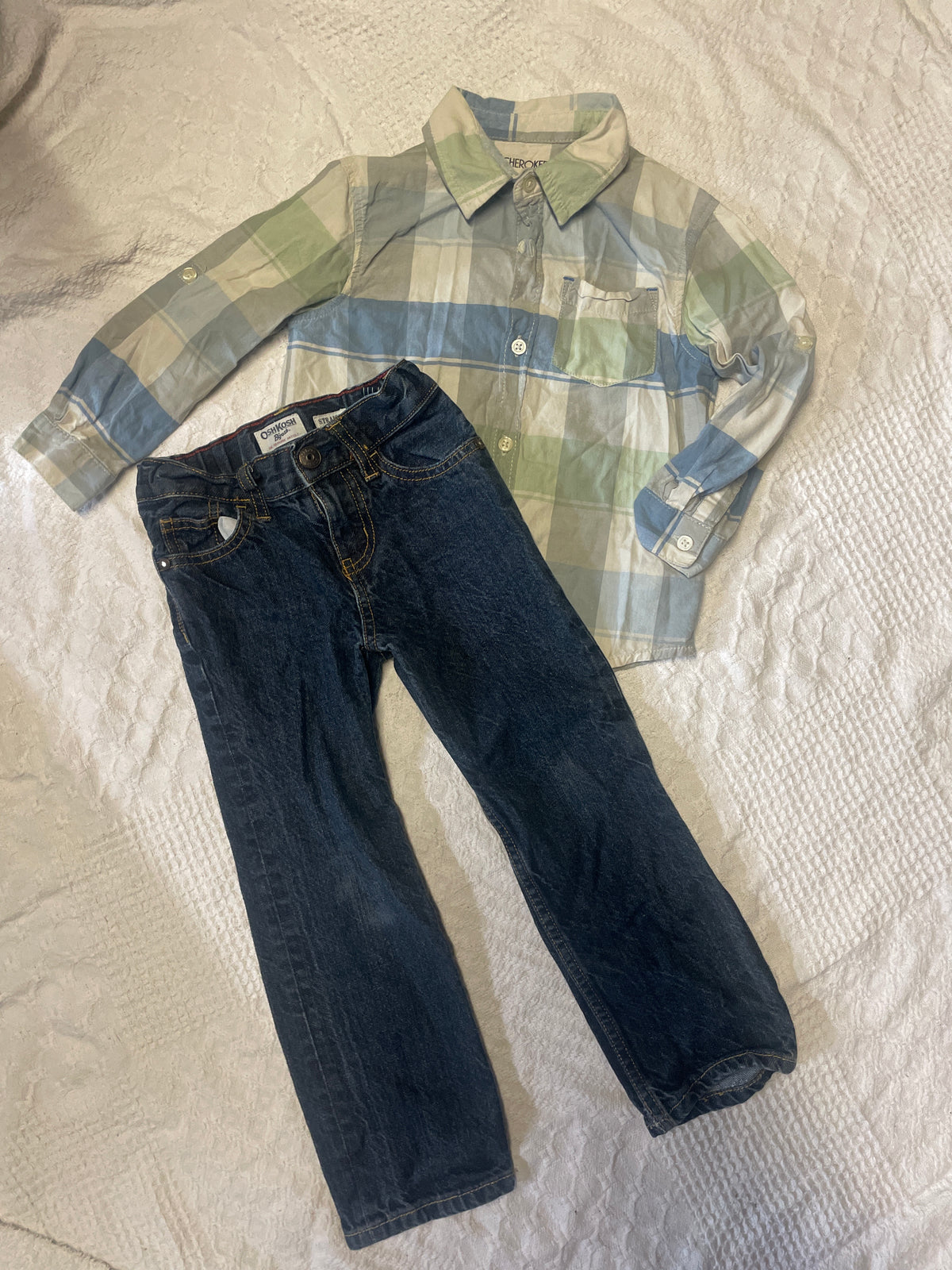 Seller #57 Boys 4t button down shirt and jeans