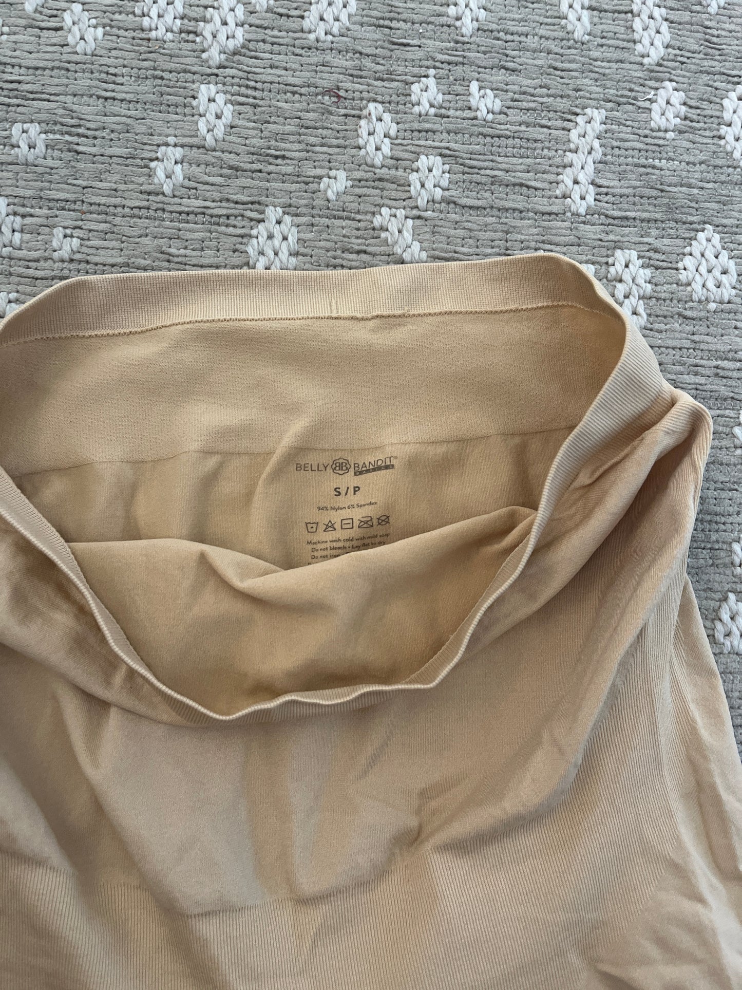 #110 Belly Bandit Size Small Pregnancy Support Garment