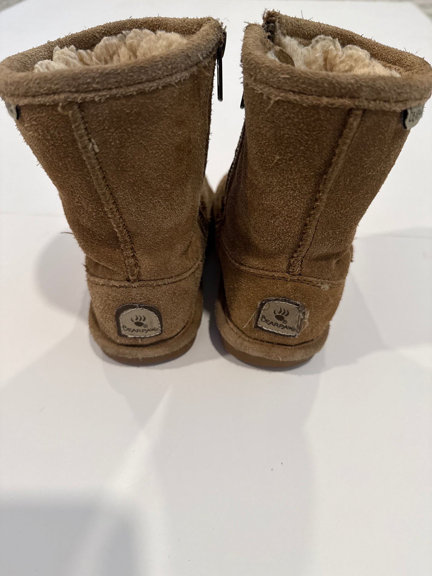 #96 Girls Bearpaw Boots Size 10C