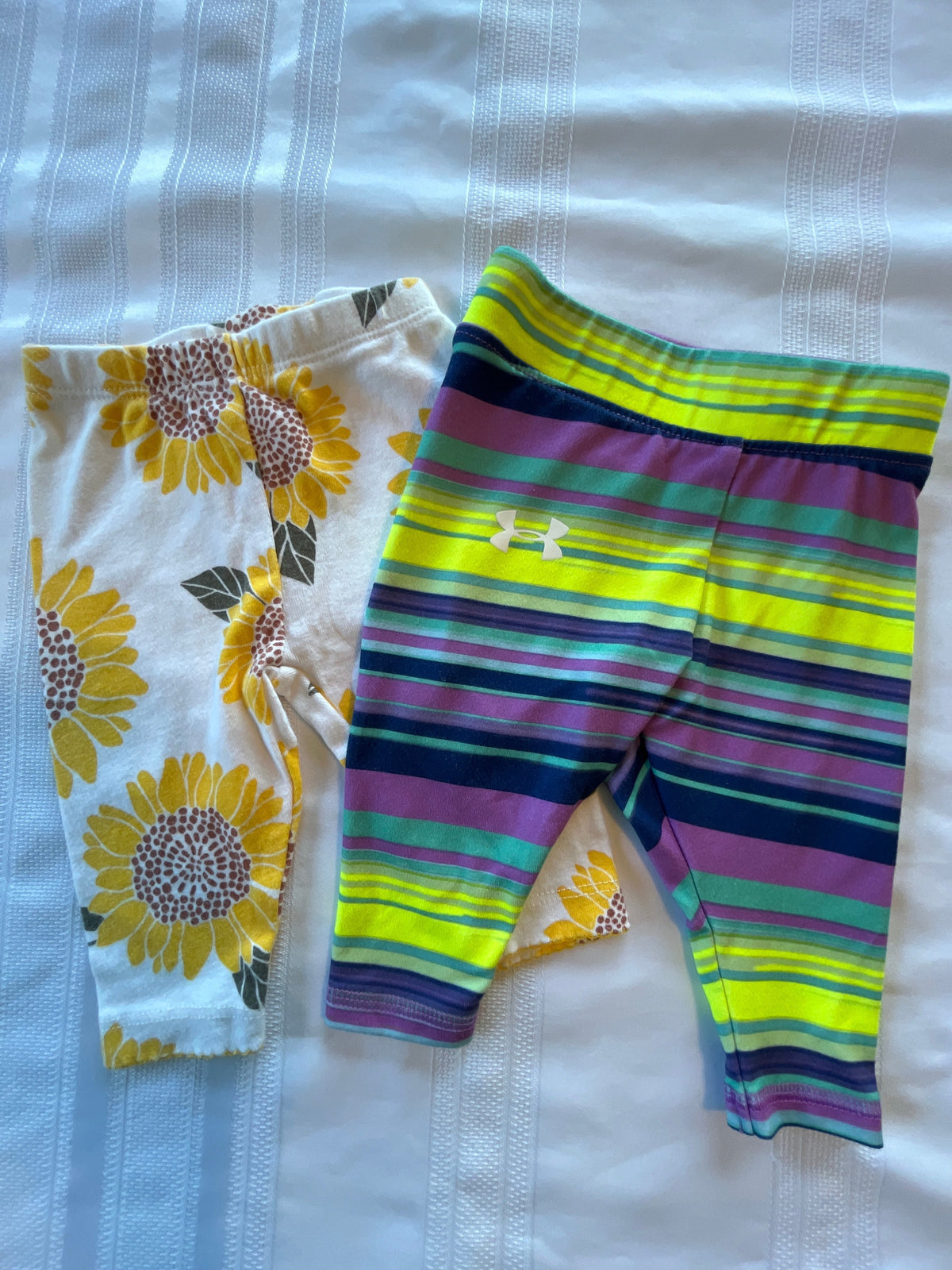 #43 Girls 3-6 mo pants set of 2 EUC