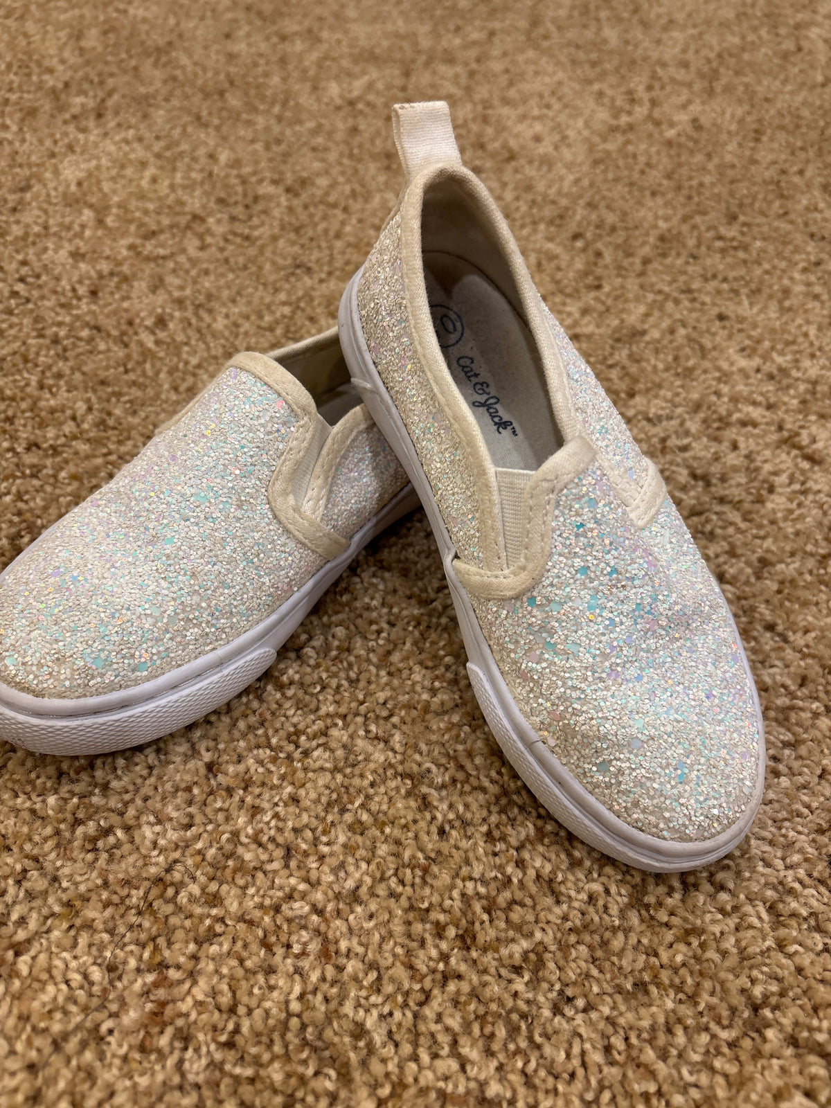 #47, girls size 10, Cat & Jack white/sparkle shoes