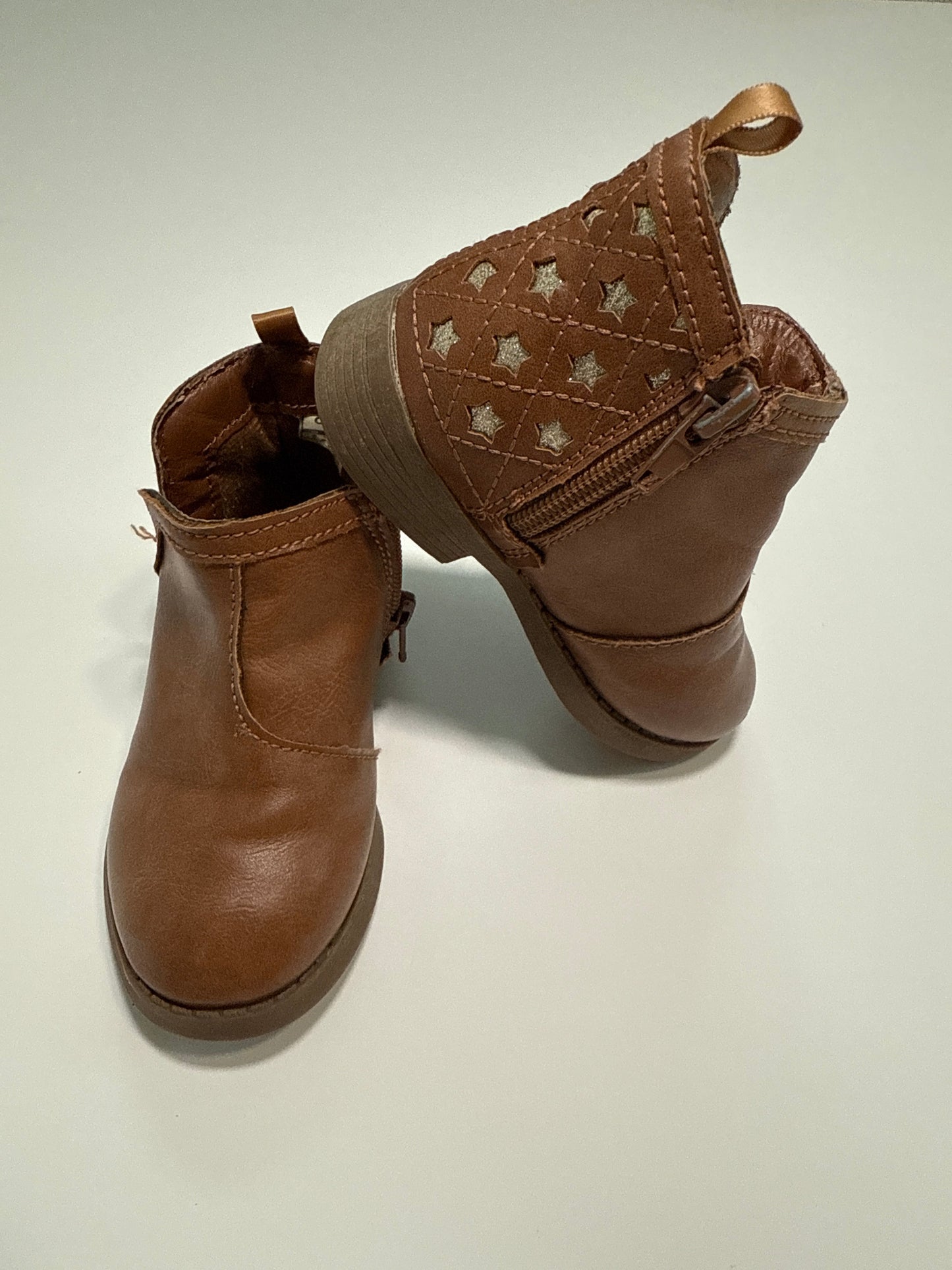 #96 Girls Metallic Star Heeled Booties Size 6C