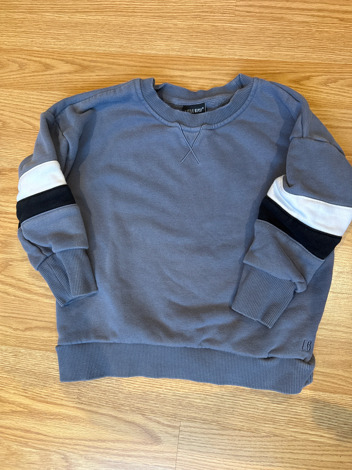 #87 Little bipsy size 3-4t boys crewneck hoodie
