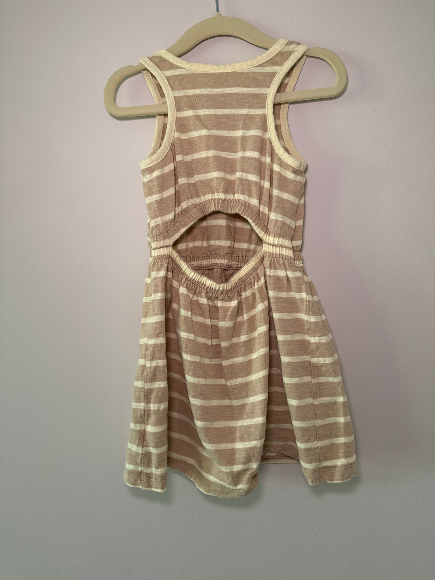 Seller #127 Girls Gap 3T dress