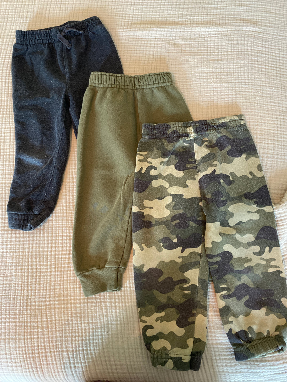 #63-guc boys assorted sweatpants