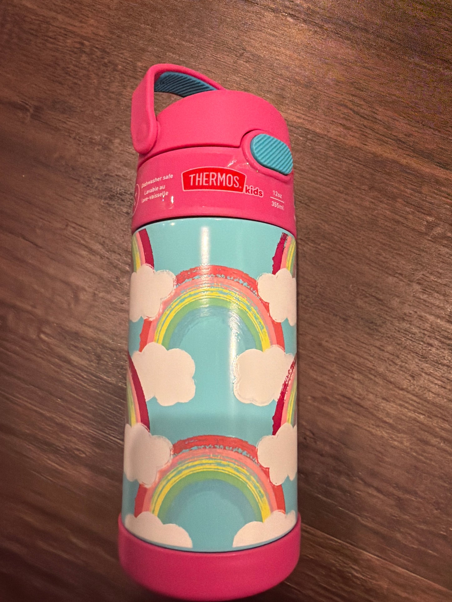 #107 new Thermos Funtainer rainbow 12 oz bottles