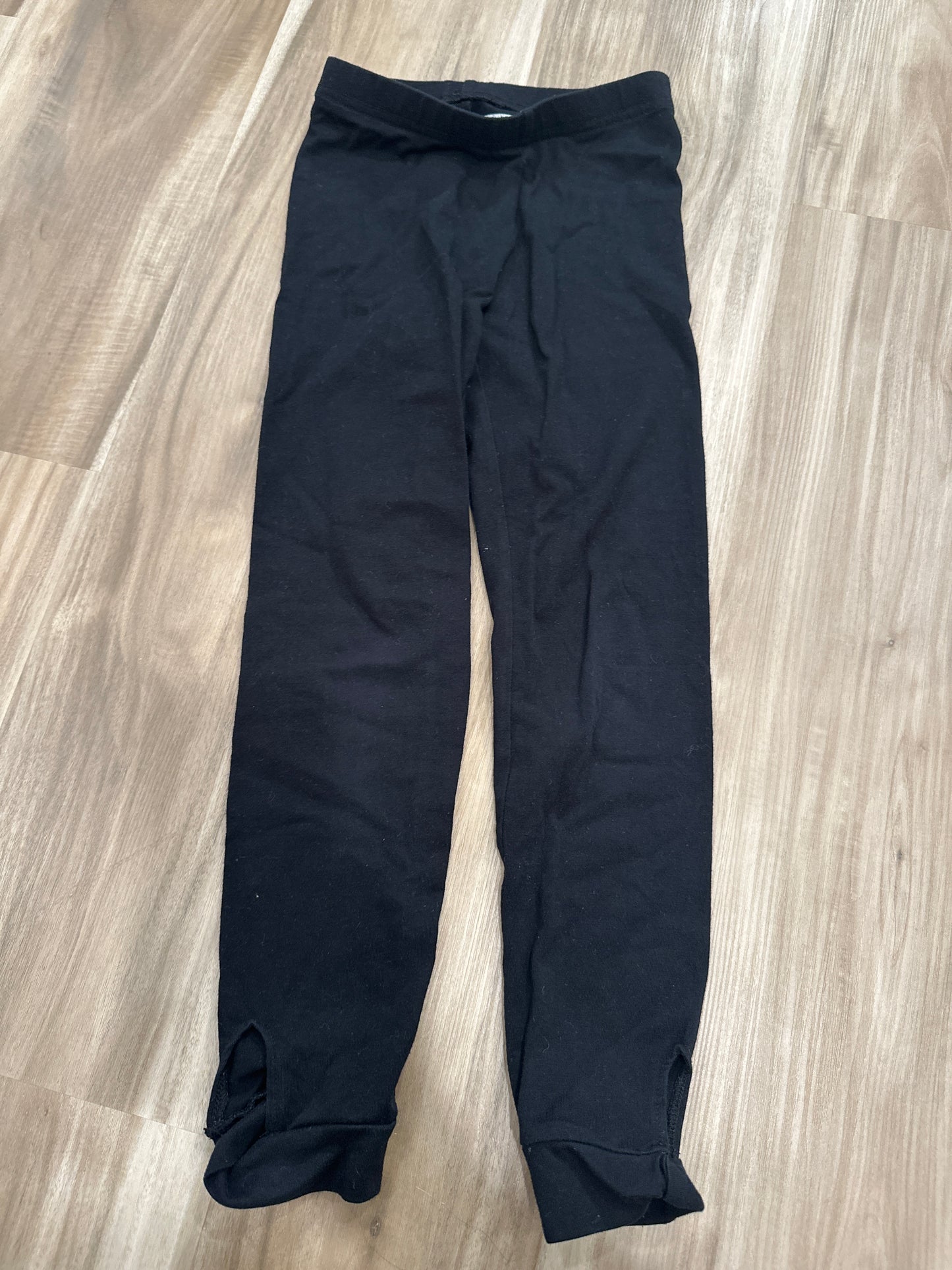 Seller 147 | Girls Size 6/7 stretch old Navy black leggings