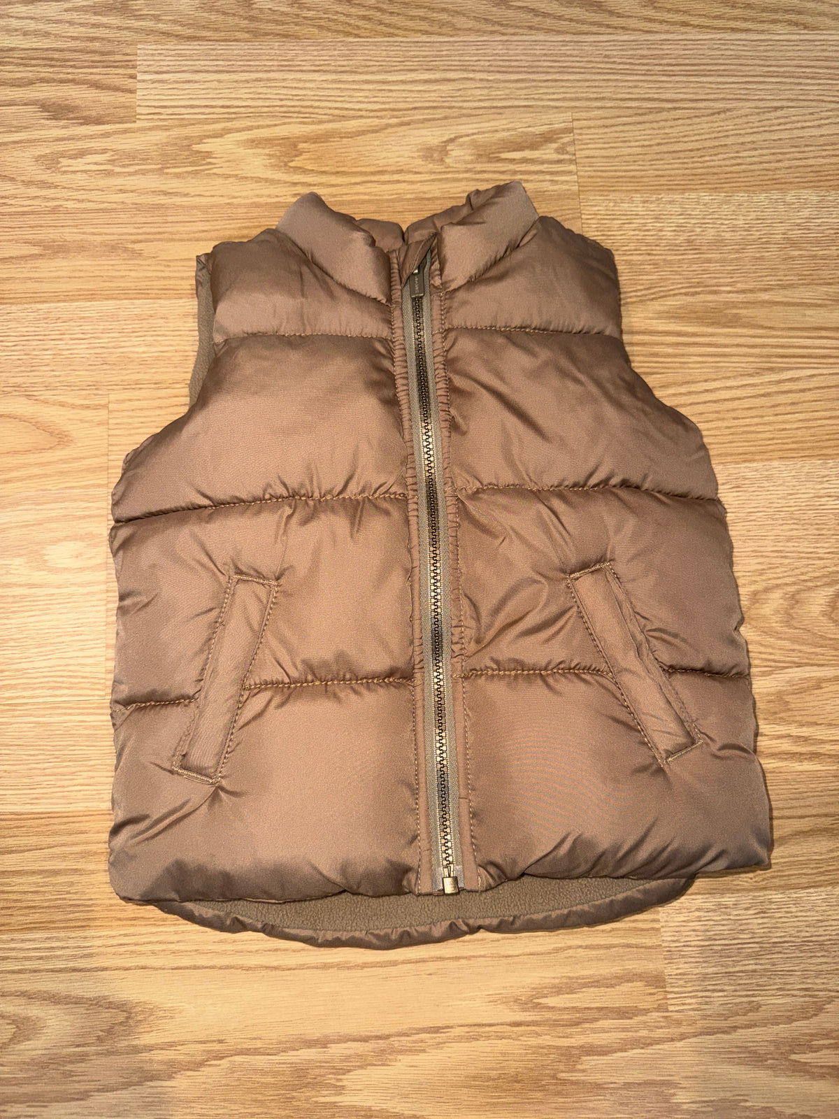 #87 Old navy size 3 boys camel puffer vest VGUC