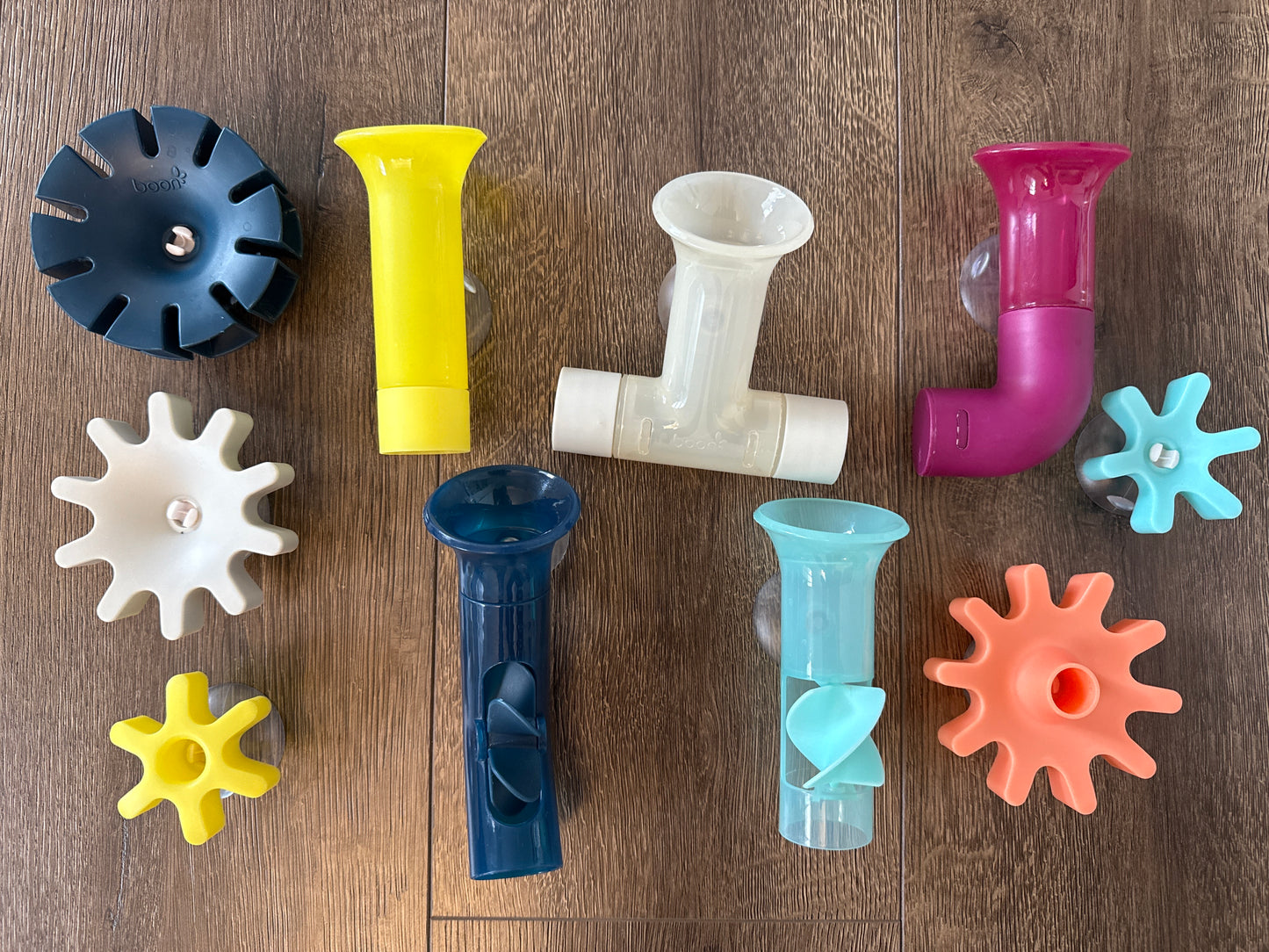 #173 Boon Tubes and Cogs bath toys (set of 10)