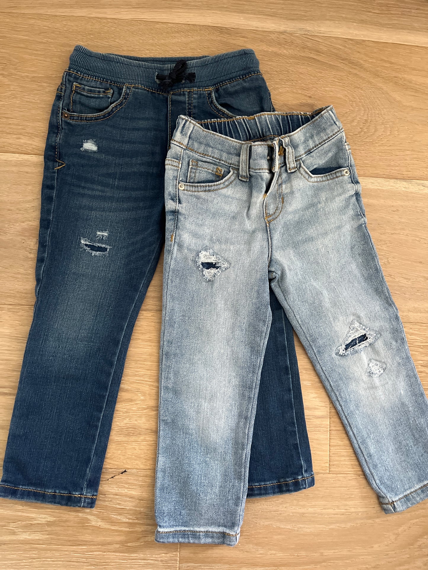 #110 Girls 3T Jeans set Cat & Jack