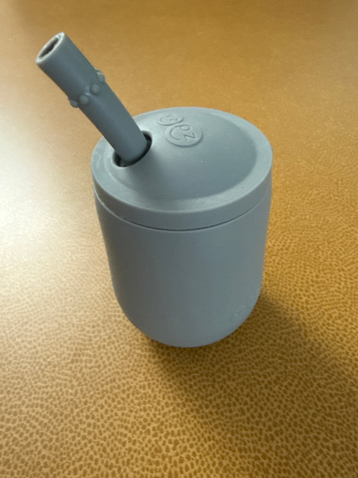#87 ez pz weighted silicone cup
