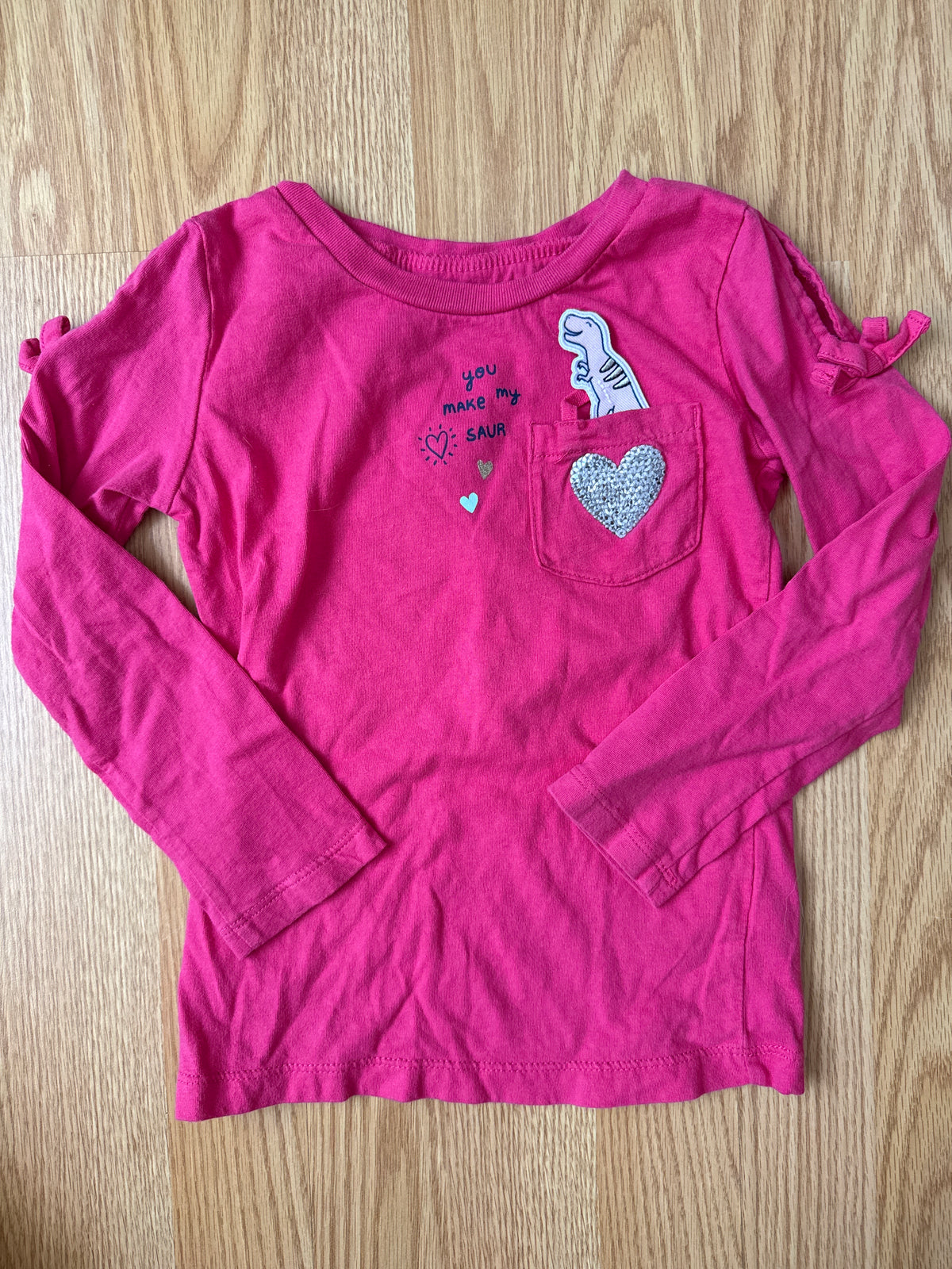 #87 carters 4t “you make my heat saur” pink Dino pocket shirt VGUC