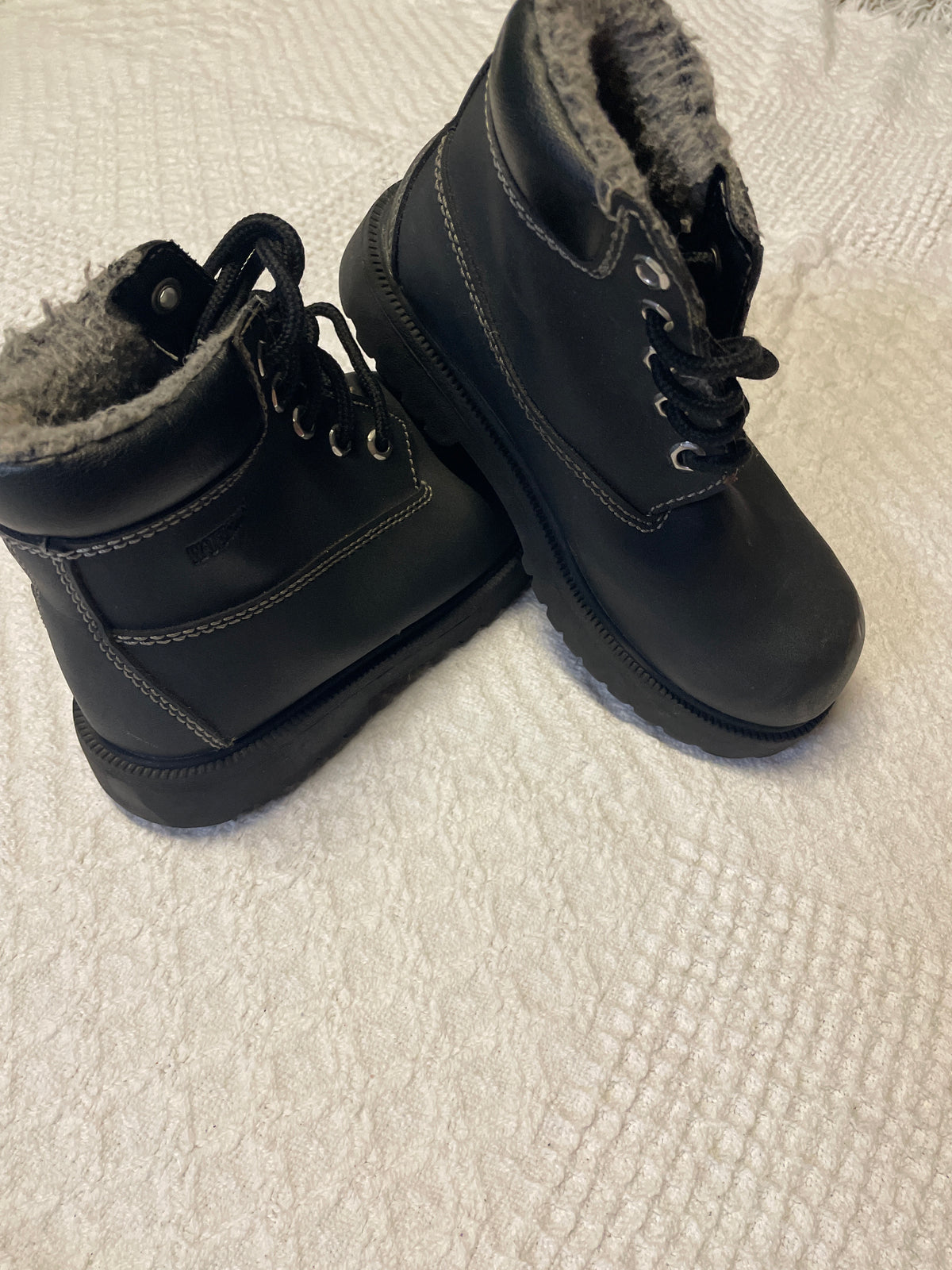 Seller #57 Boys Size 13.5 boots