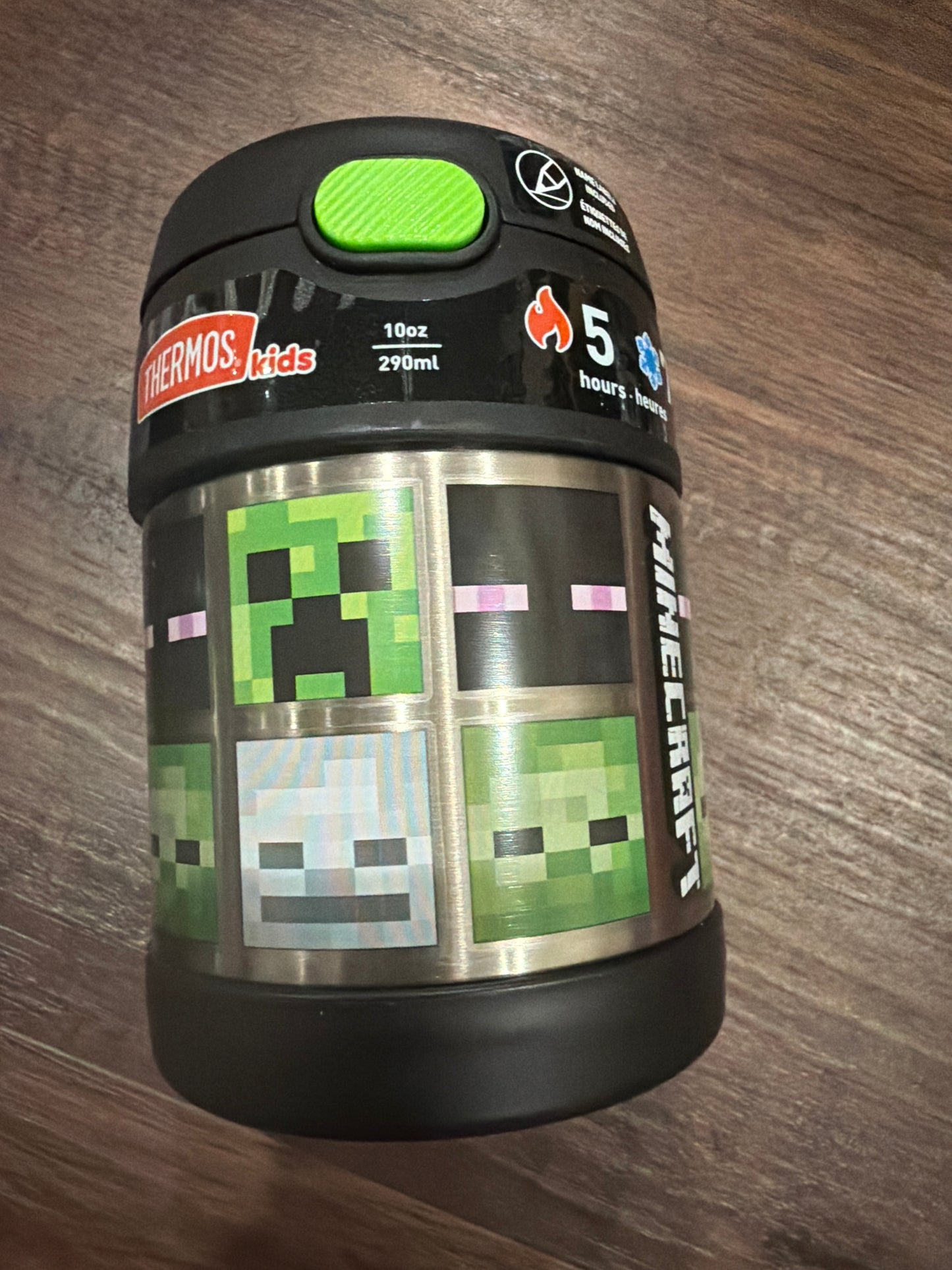 #107 new Thermos Funtainer 10 oz food jar Minecraft