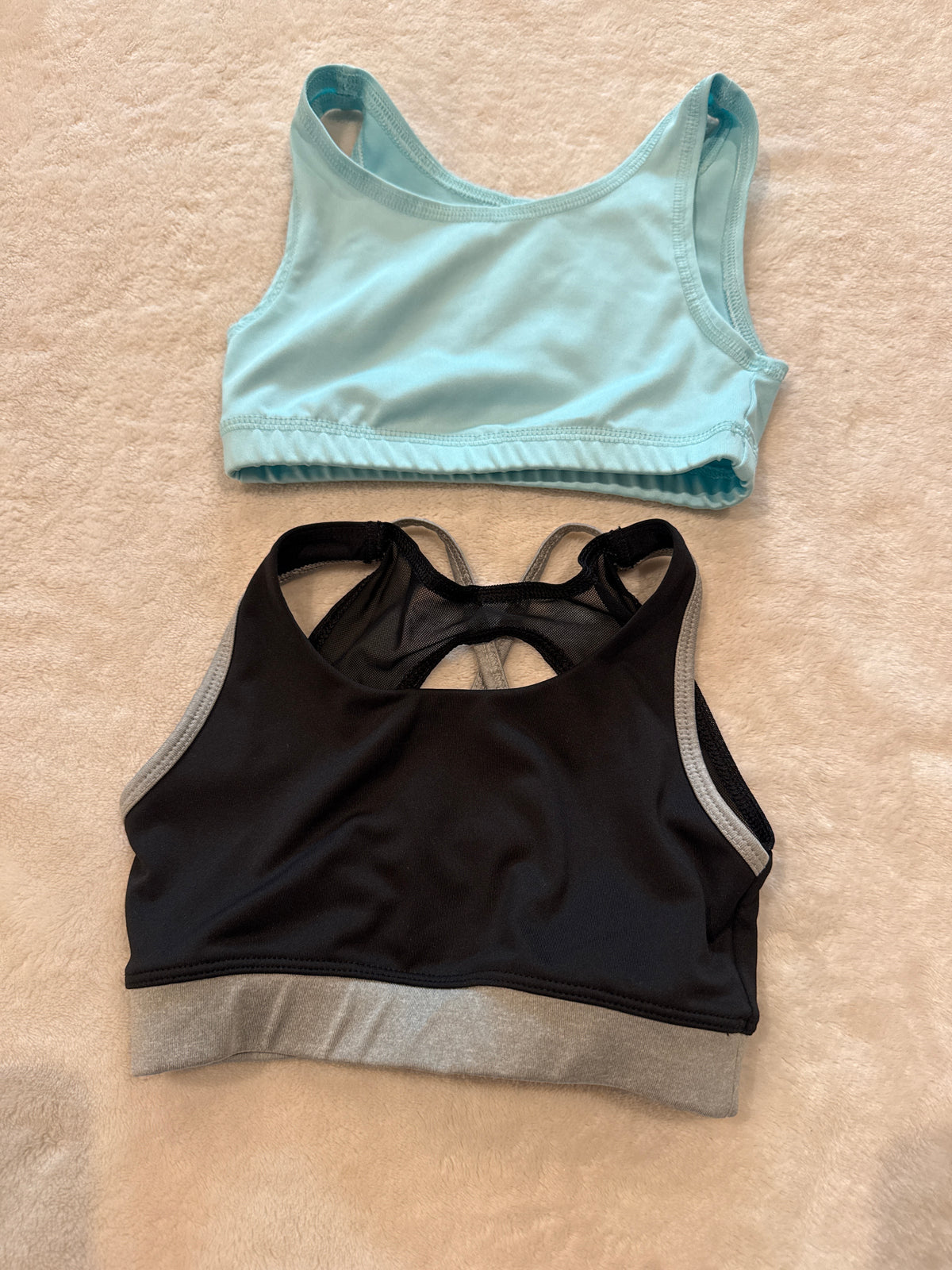 #81 Girls 6 Athletic Bras