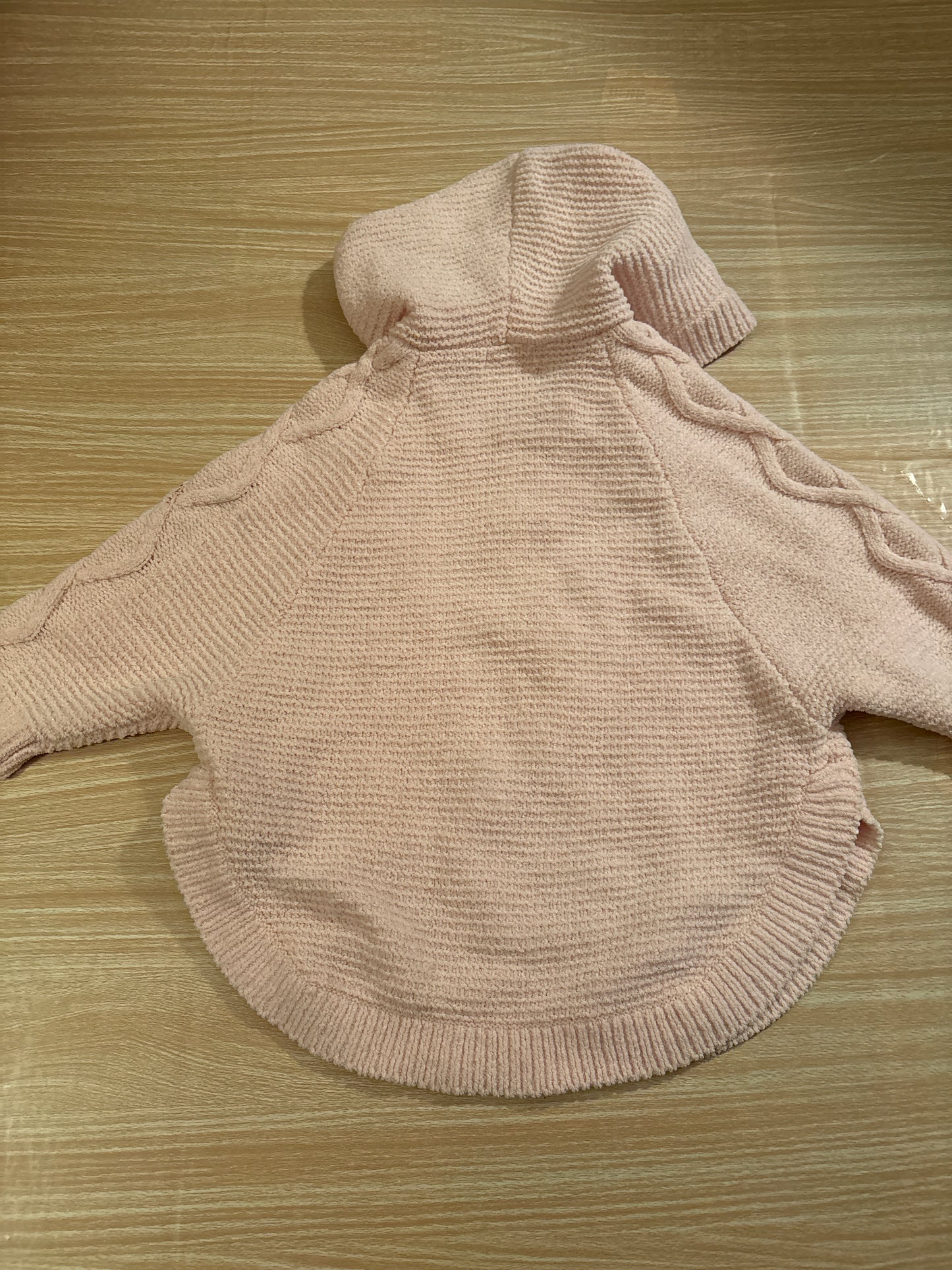 #102 Cat & Jack Girls 2T/3T Light Pink Knit Poncho