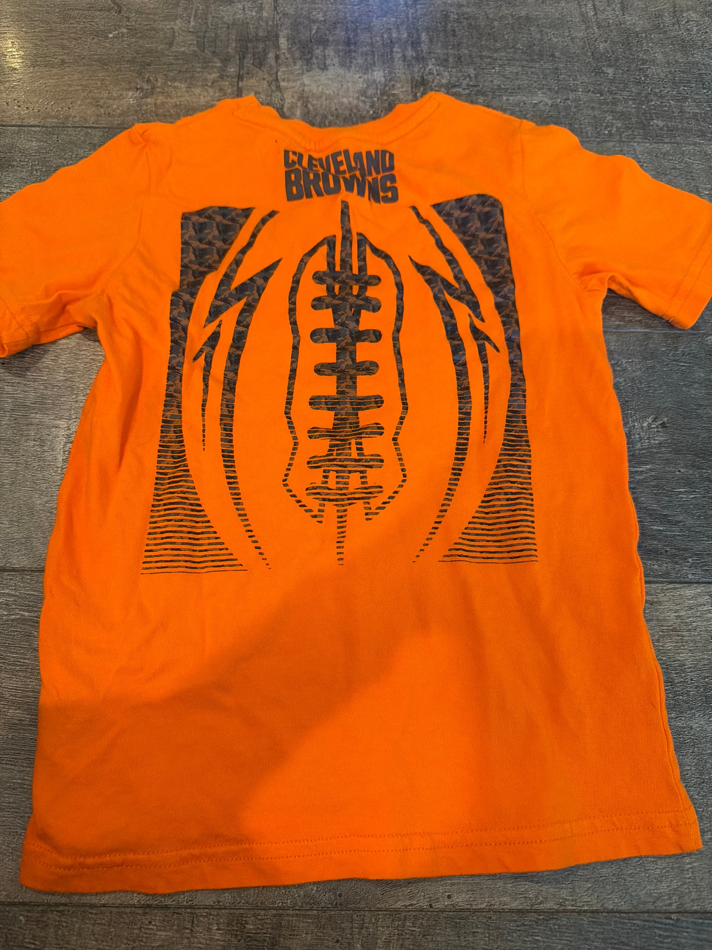 #107 boys size 7 NFL Cleveland Browns tee shirt