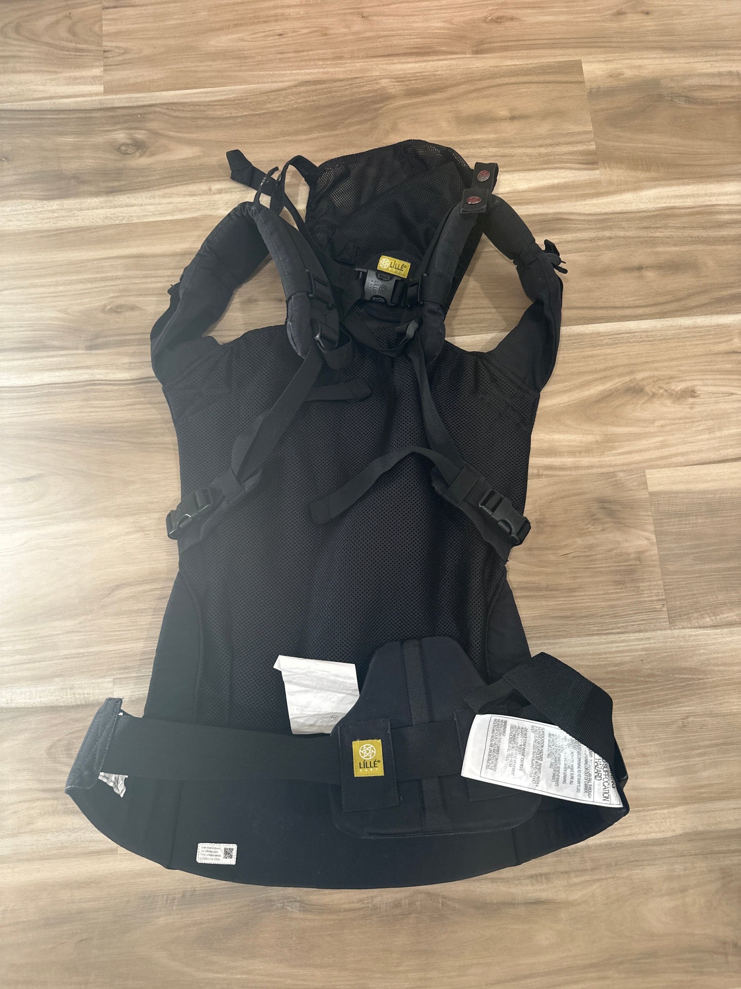 Seller #147 | LÍLLÉbaby 3-in-1 Ergonomic CarryOn Airflow Toddler Carrier