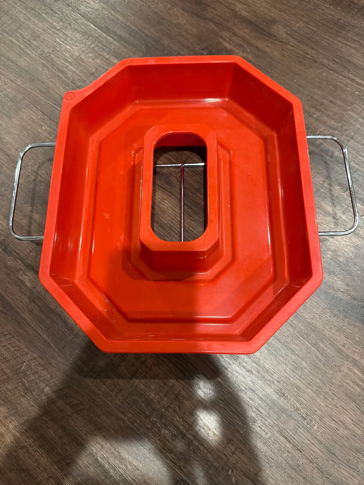 #107 Ohio State baking mold