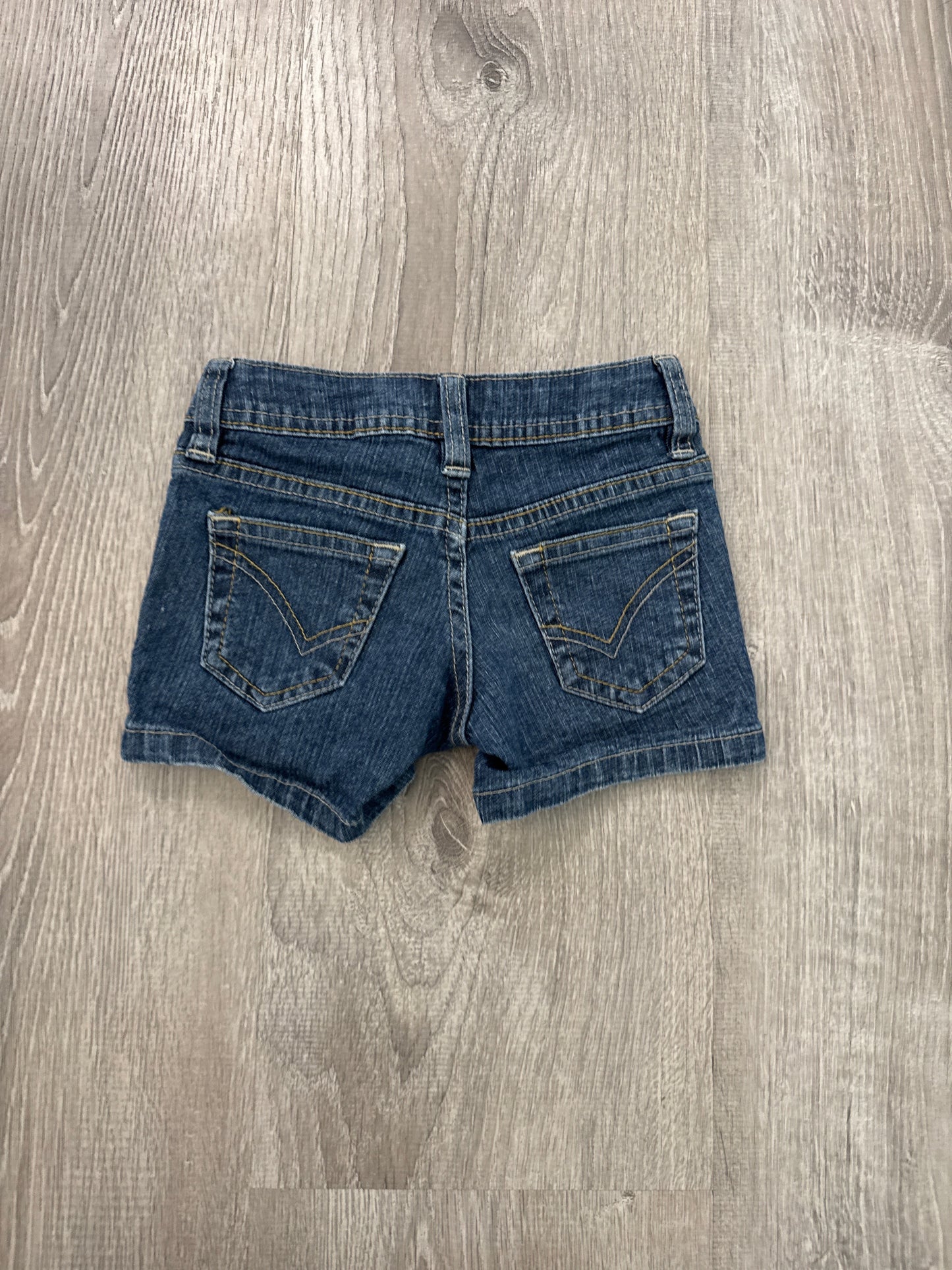 #149 Girls Faded Glory size 4 Jean shorts