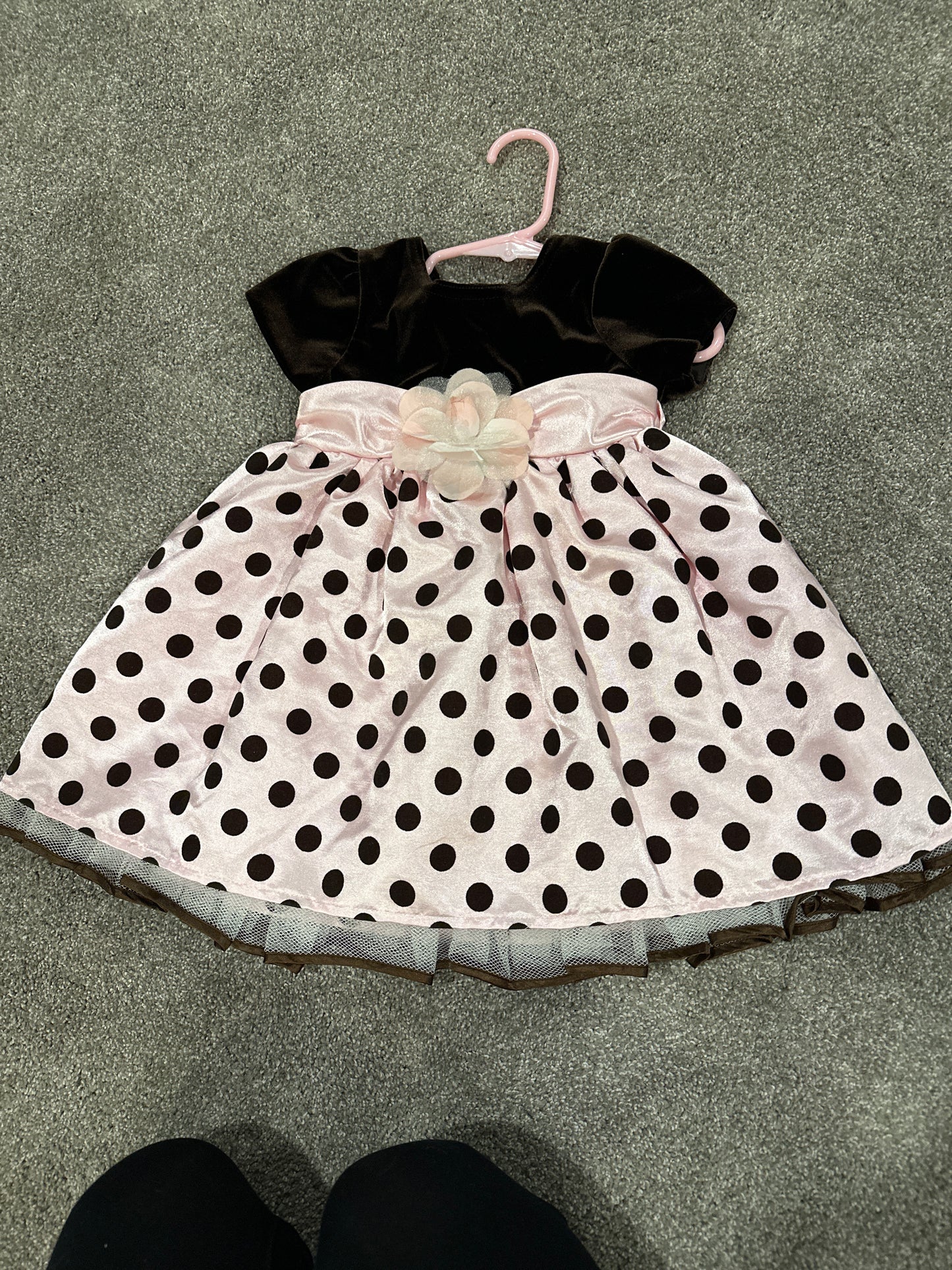 #133 Kidture Sz 18 months Girls Dress Velvet Dots