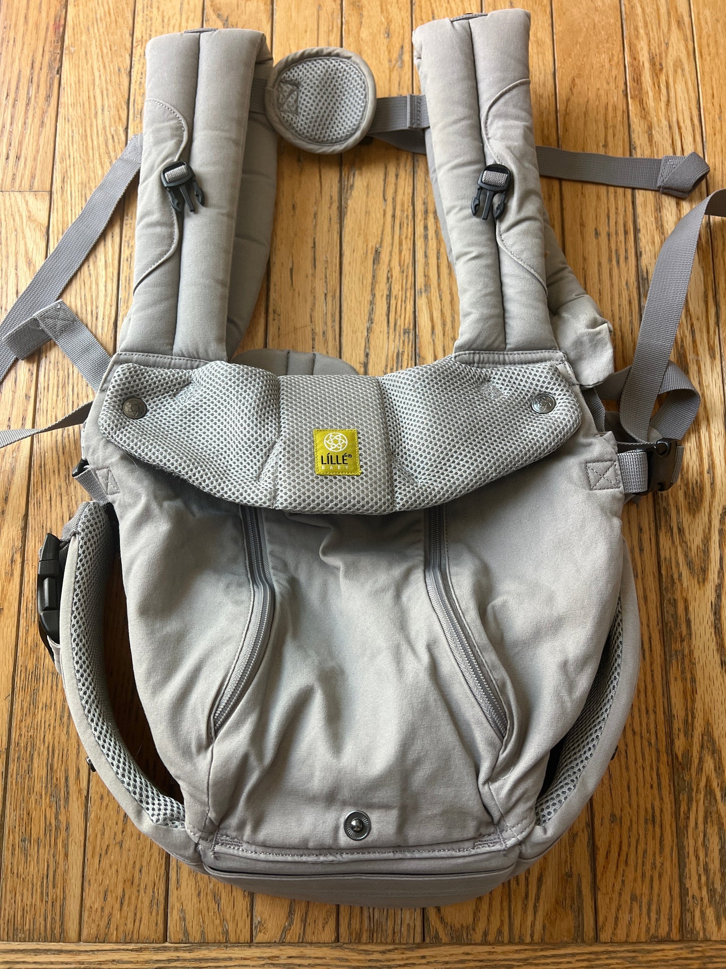 178 lillebaby all seasons carrier VGUC