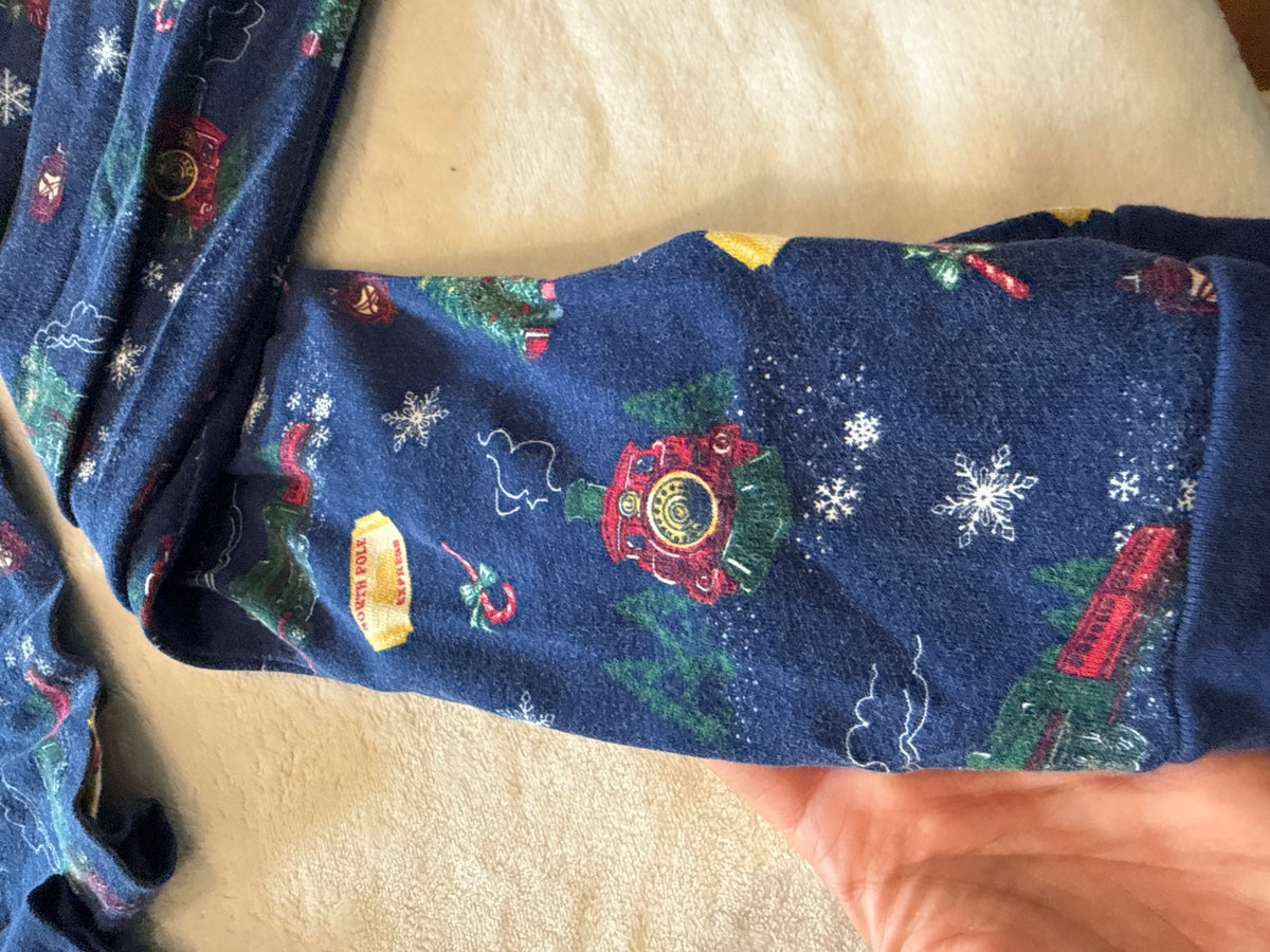 #81 Boys 6 (run all so put with 5) Gymboree ticket polar express pjs slight fade with color