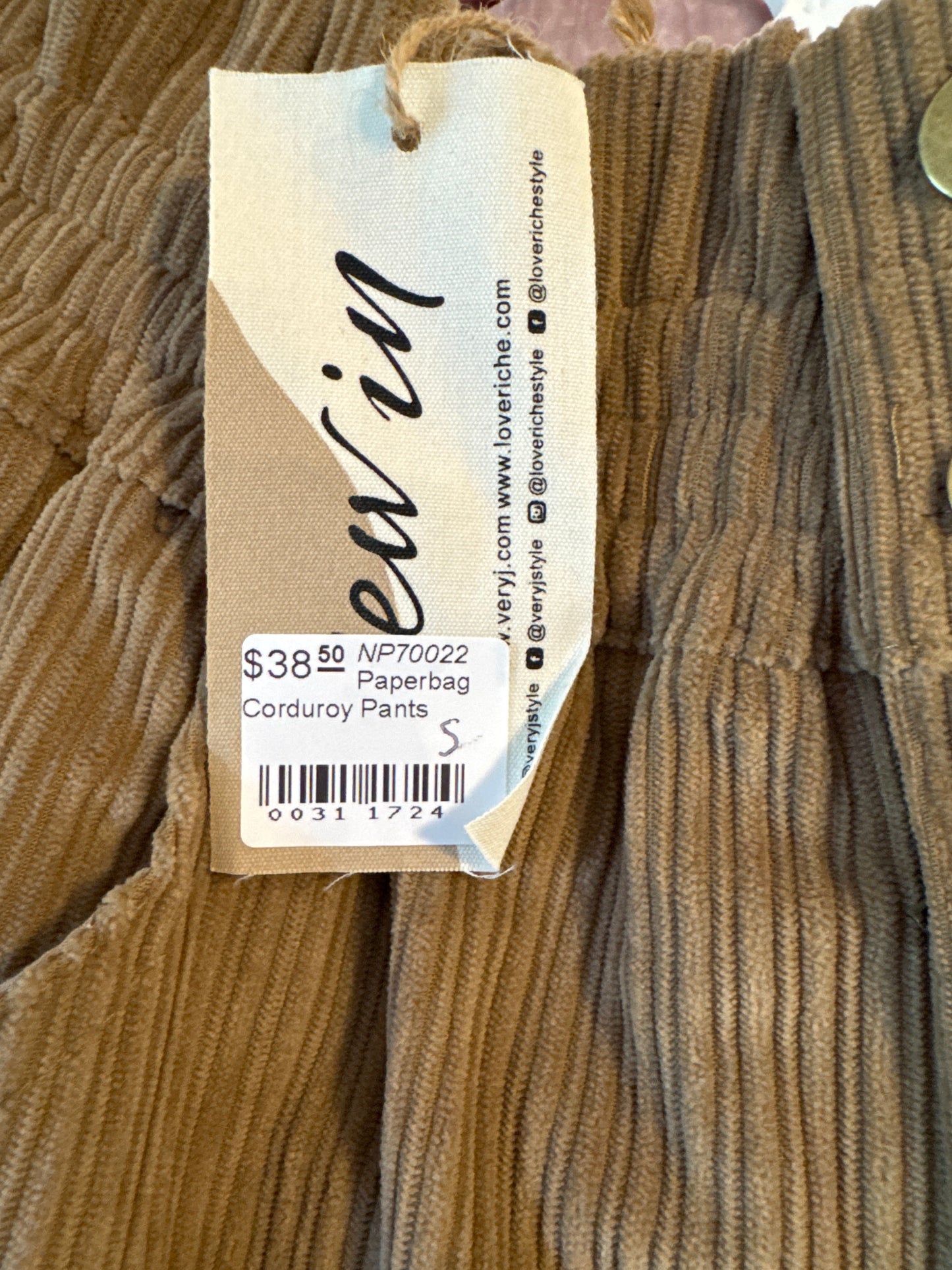 Seller #127 Corduroy pants NWT women’s size small