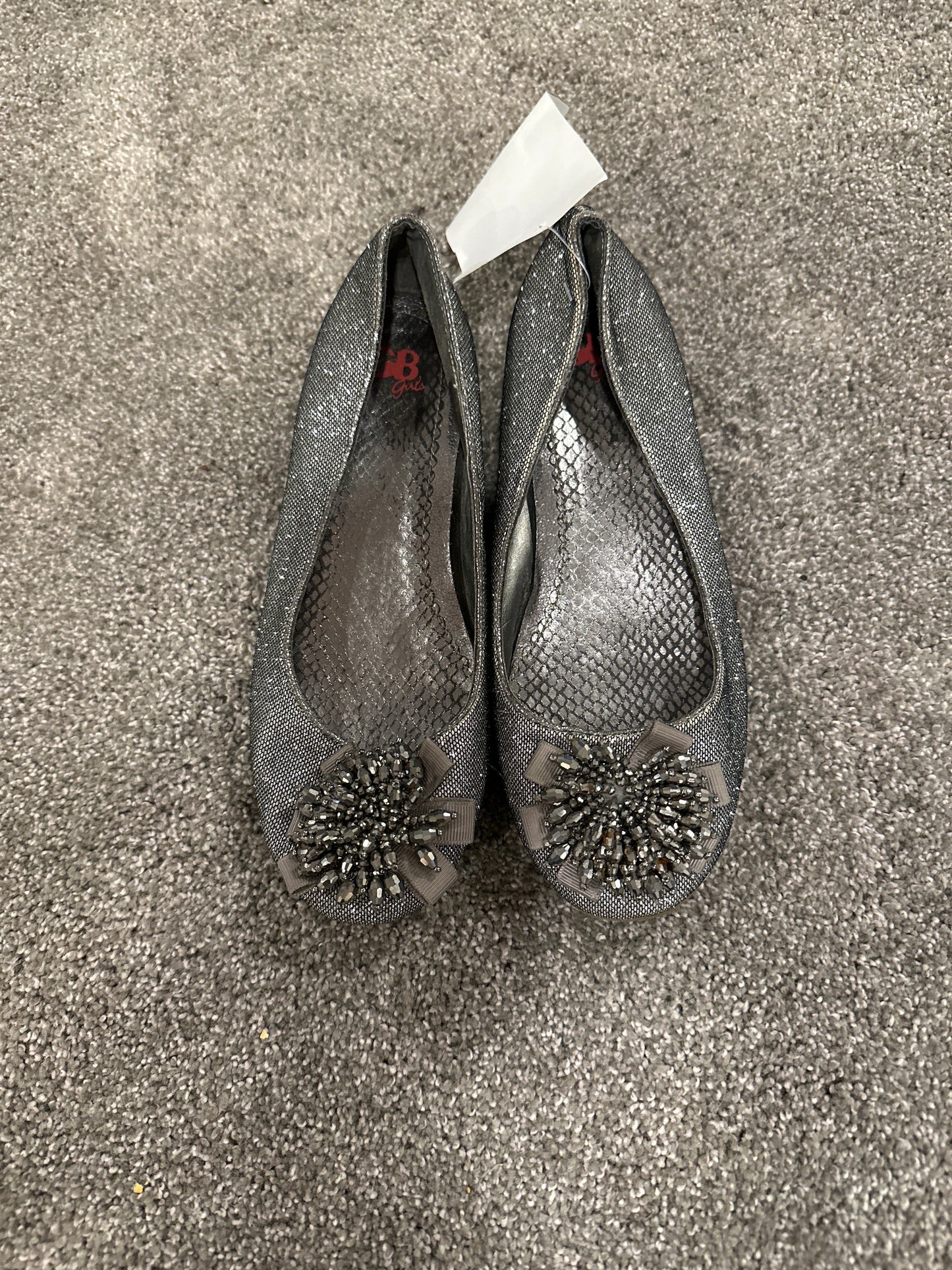 #133 Girls Sz 4 Sparkly Shoes