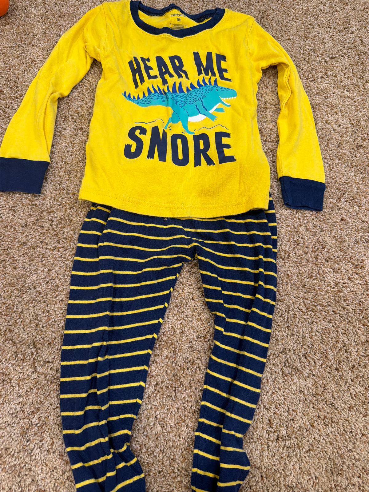 #47 boys 5T carters pajamas