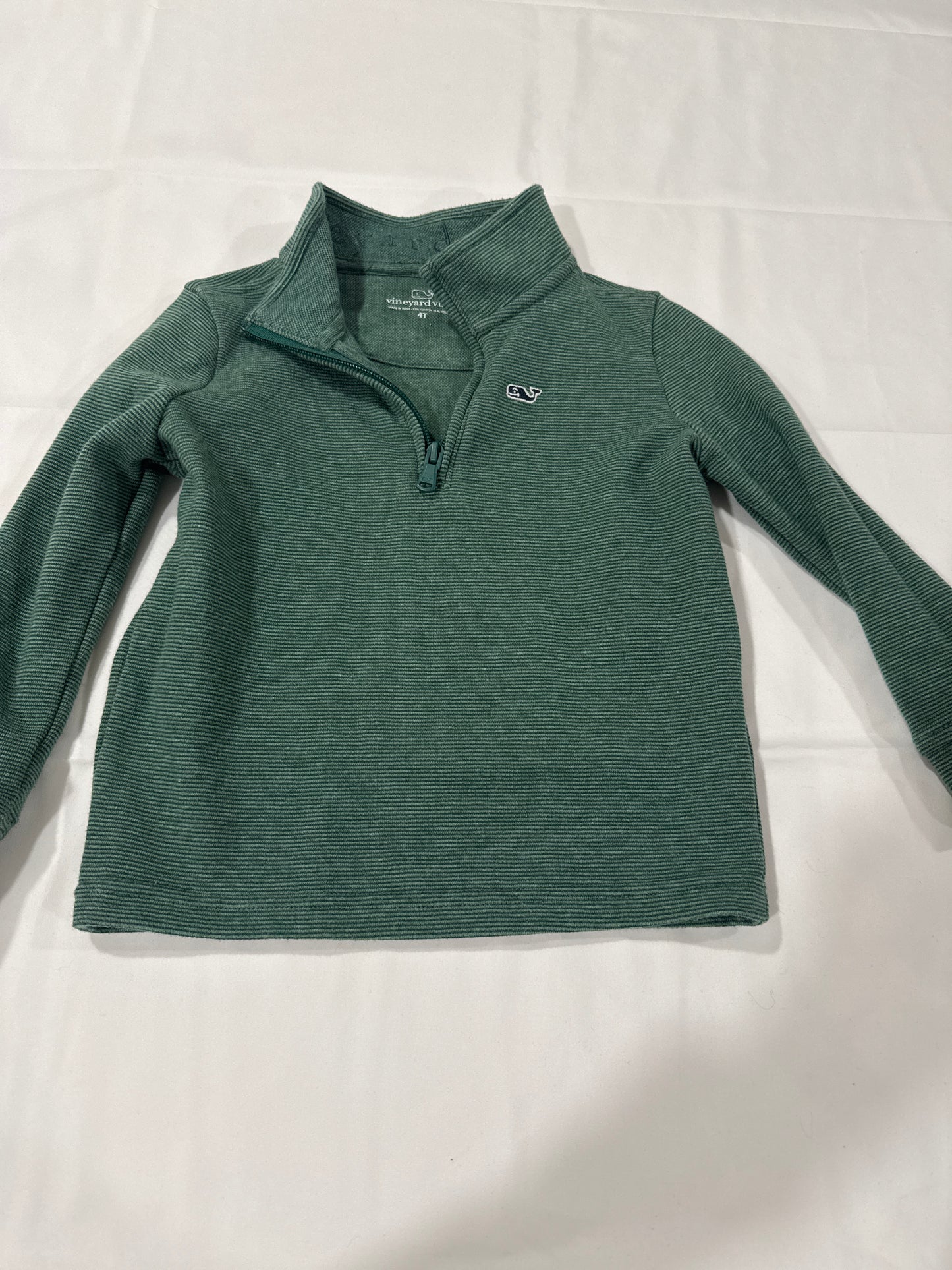 Seller 16- 4t Vineyard Vines