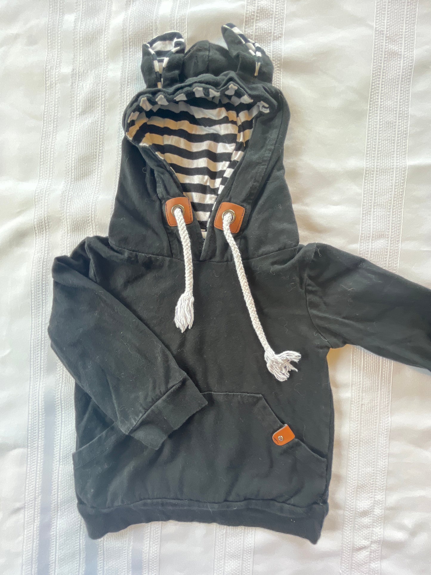 #43 Boys 9-12 mo hooded shirt EUC