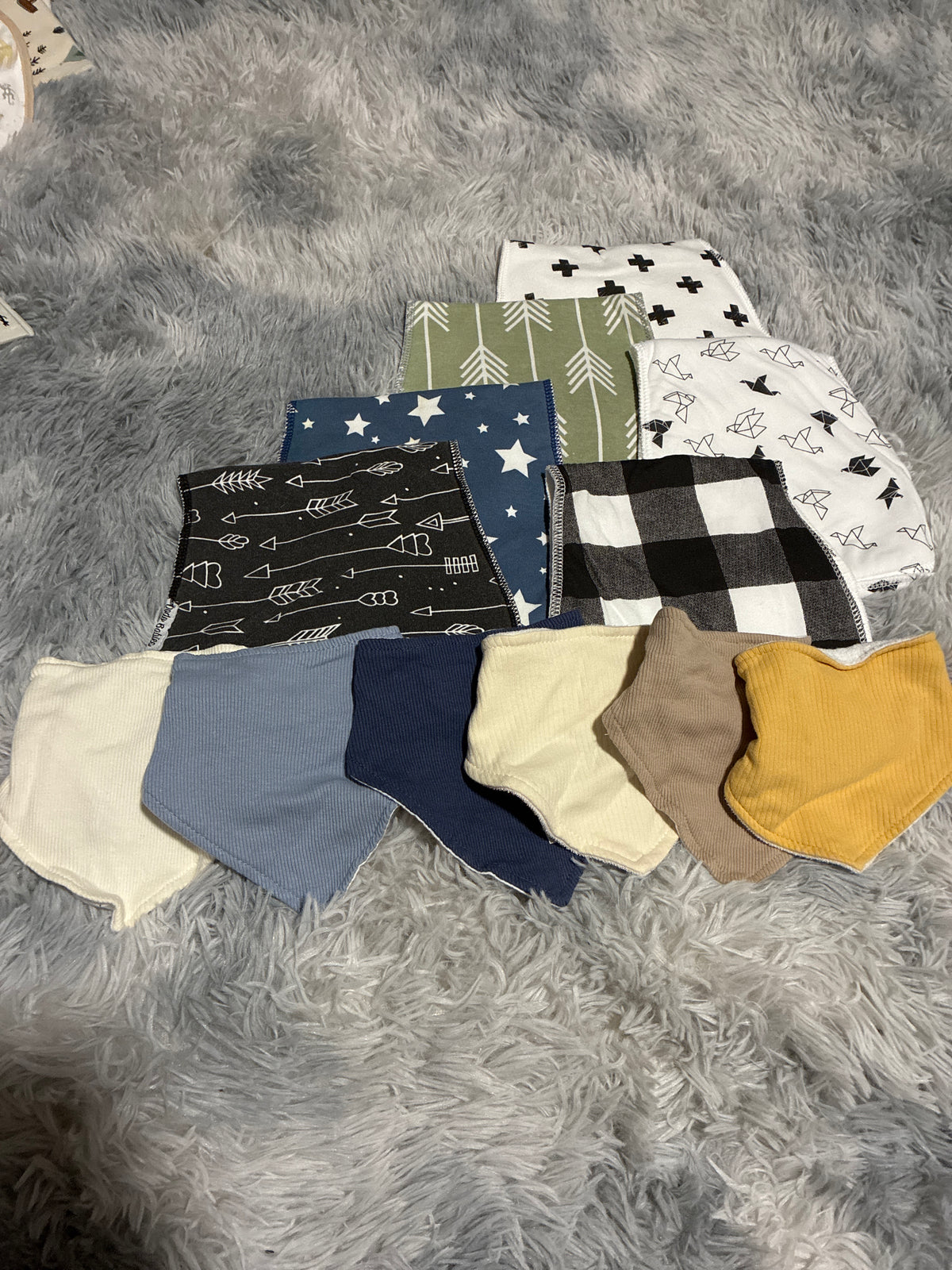 SCO46-bibs & burp cloths- gender neutral