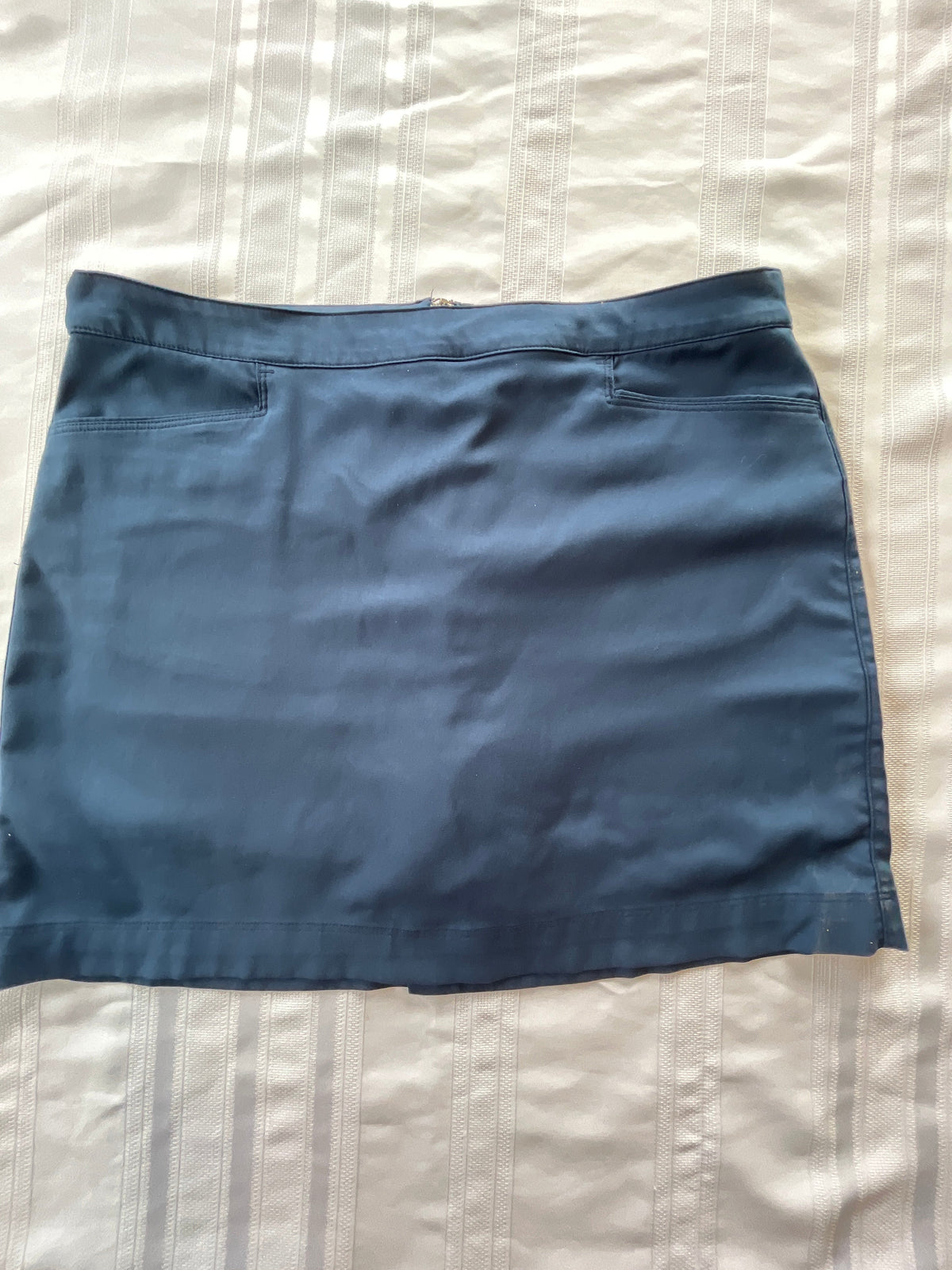 #43 Women’s Large Grand Slam Skort EUC