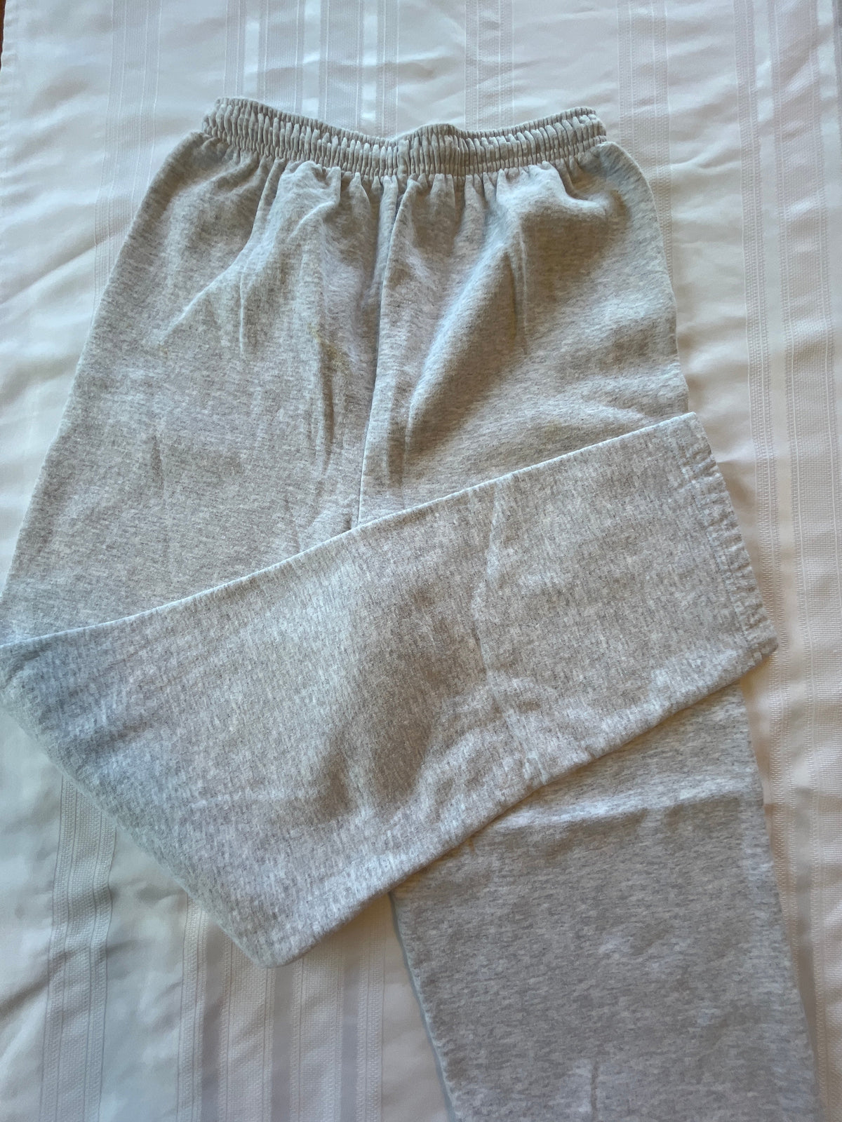 #43 Women’s Medium Gildan wide leg sweats EUC REDUCED