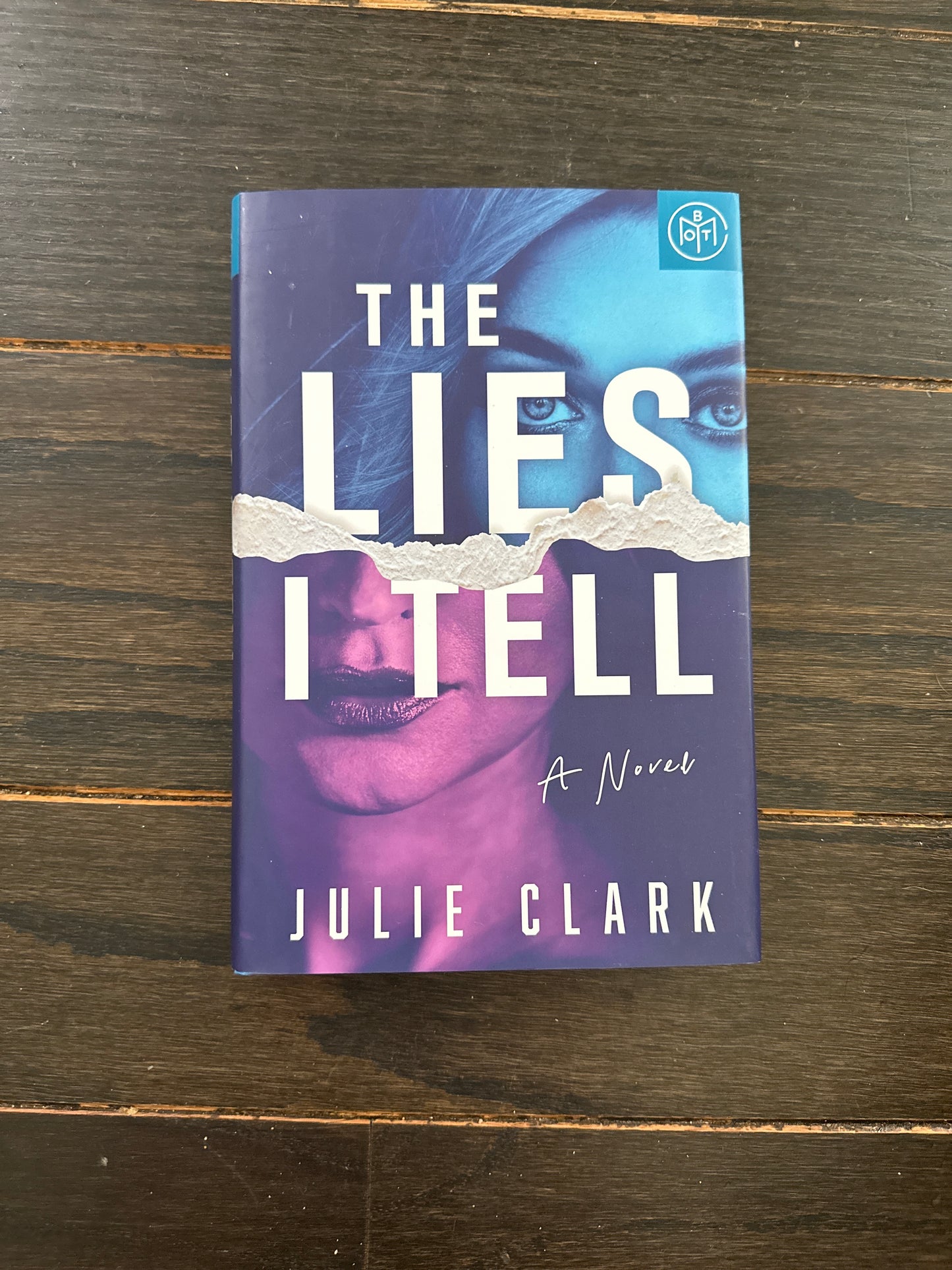 #111 The Lies I Tell Julie Clark