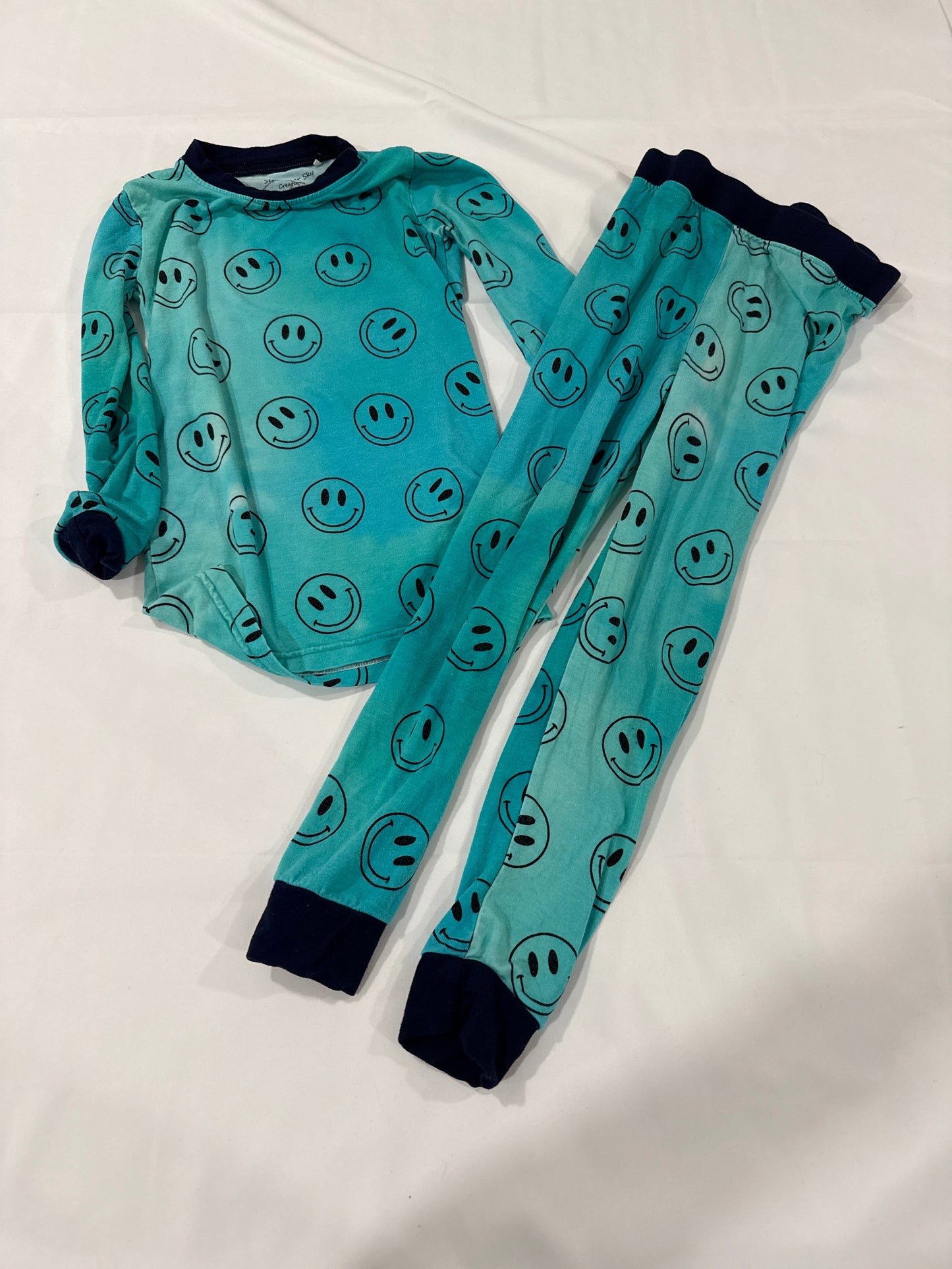 Seller 16- bamboo pajamas September sky creation 4t
