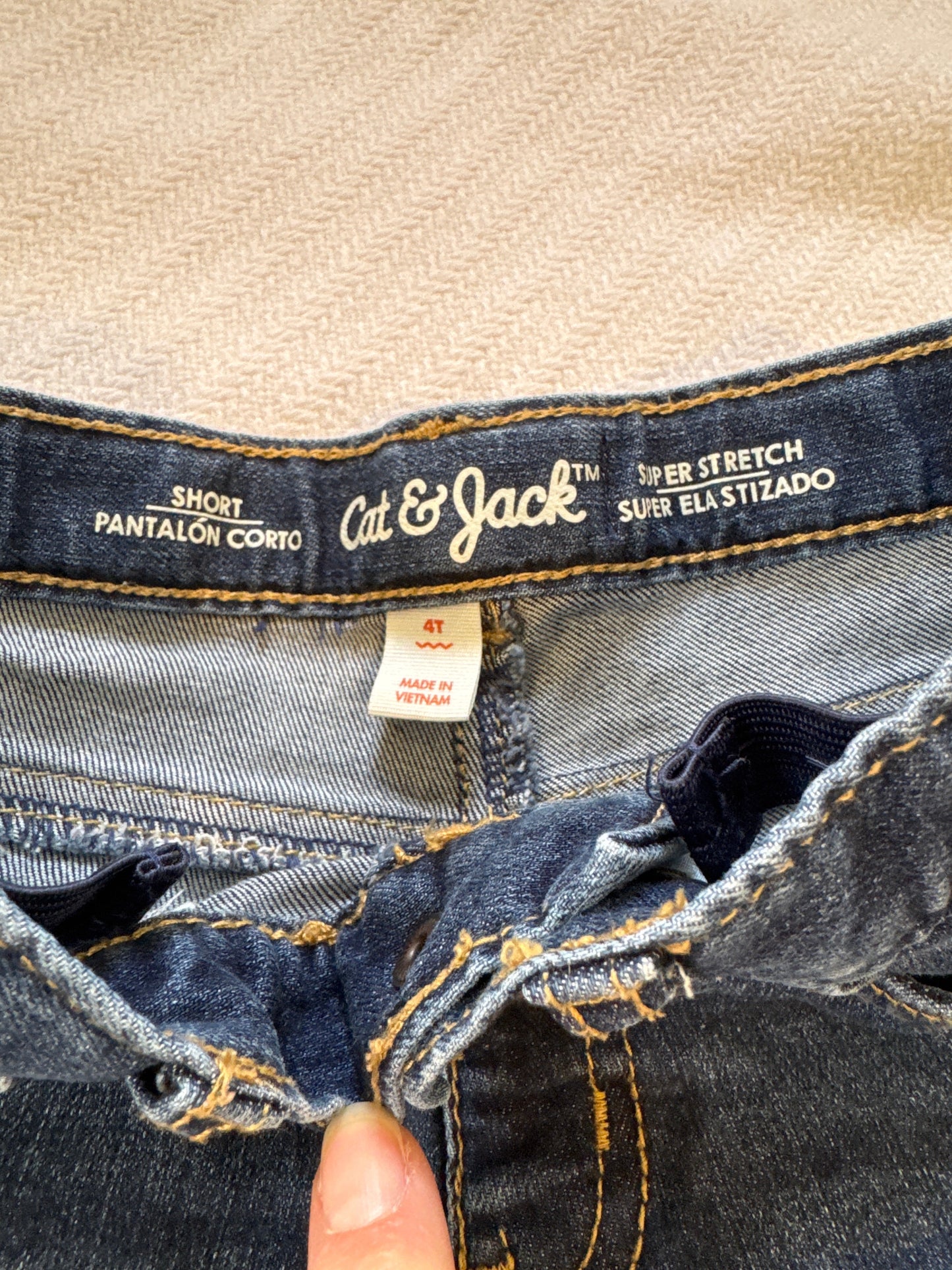 Seller #127 Girls Cat & jack 4T jean shorts