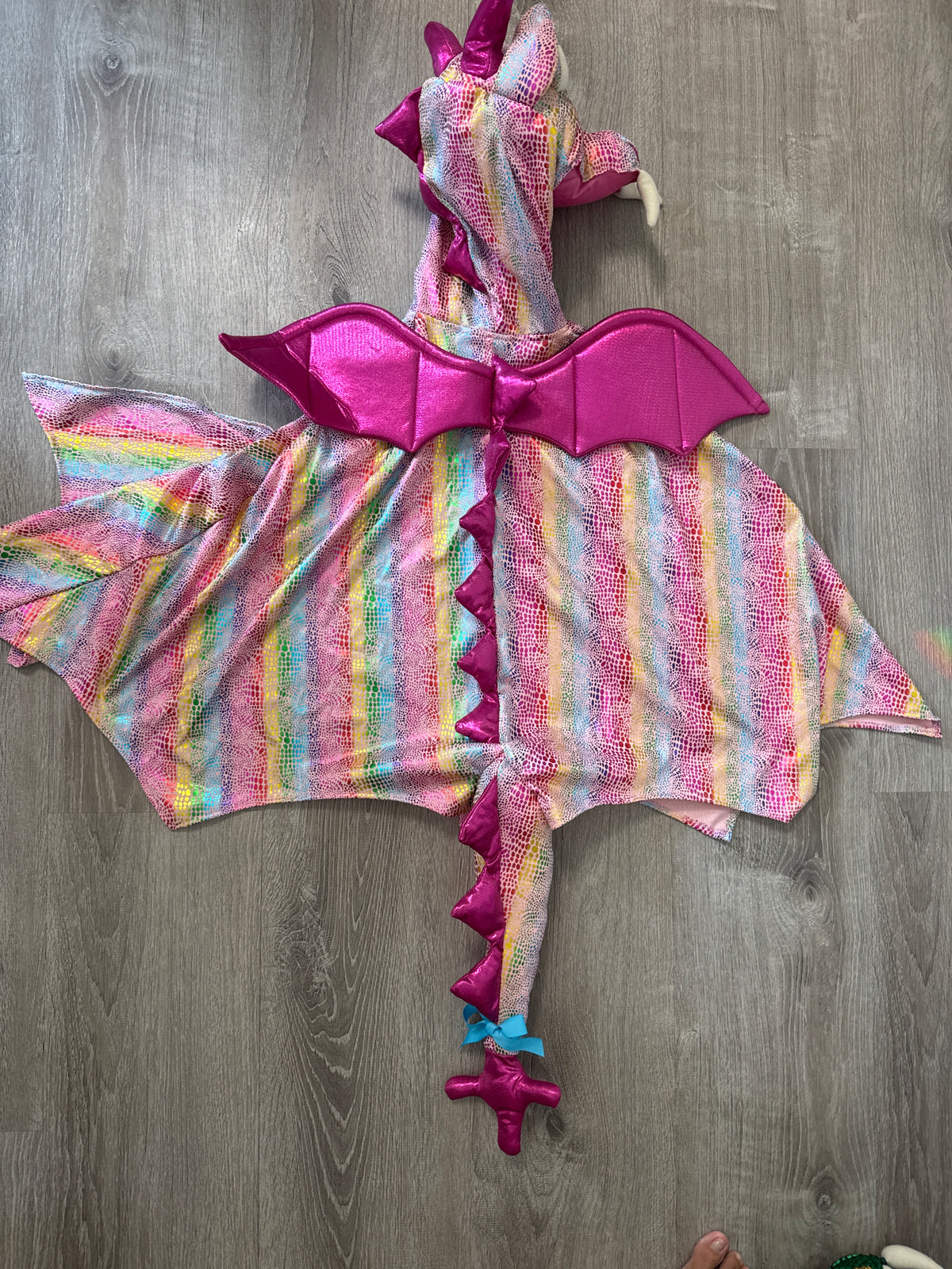 #149 Kids rainbow dragon cape size 3-6