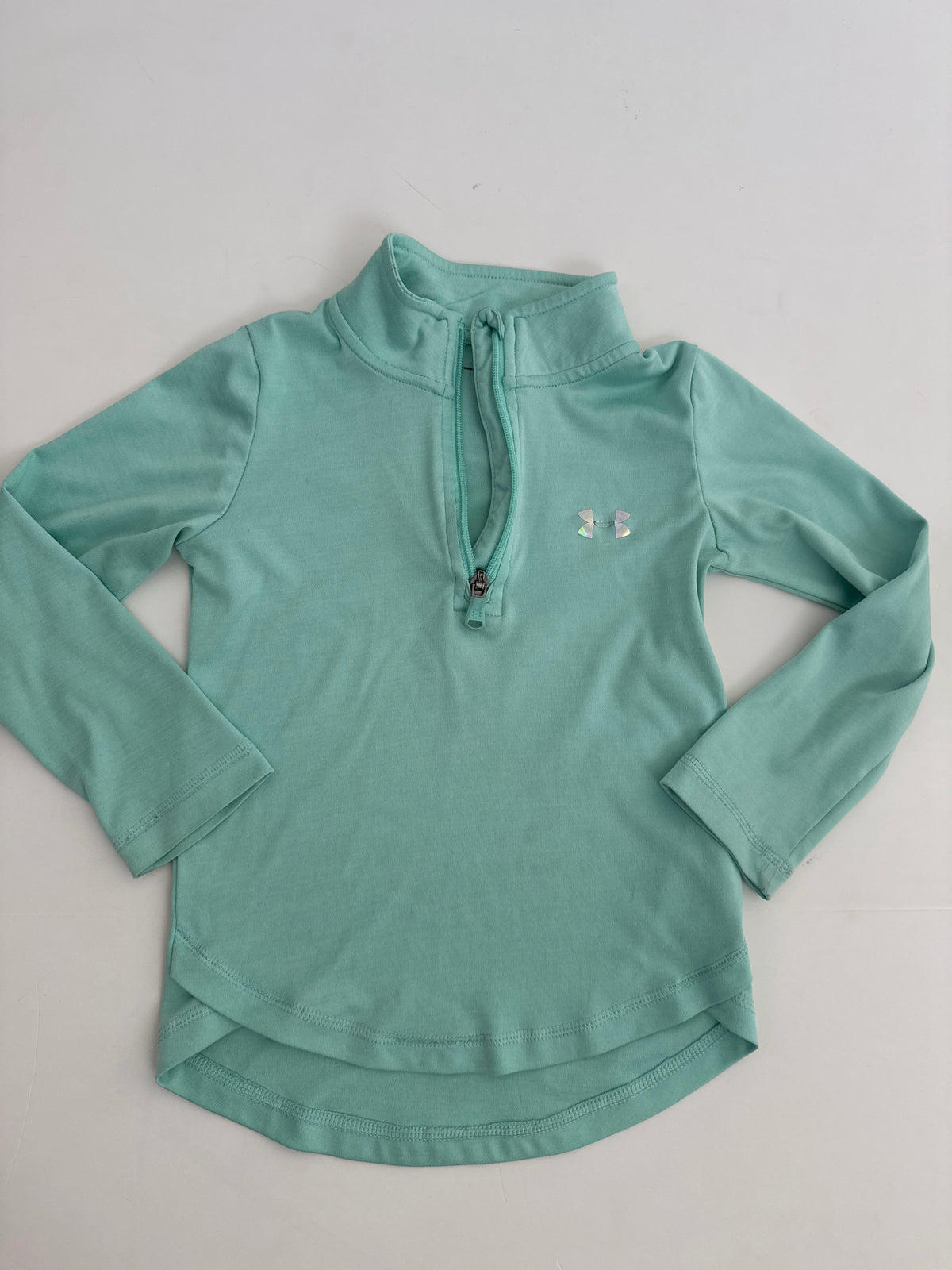 #64 Under Armour Mint Pullover GUC Size 5