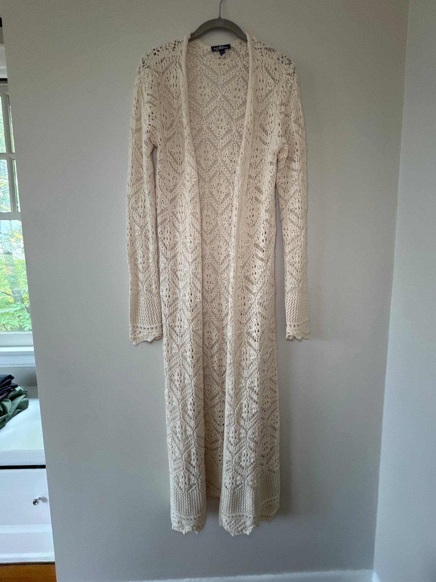 Seller #127 Women’s crochet duster size small