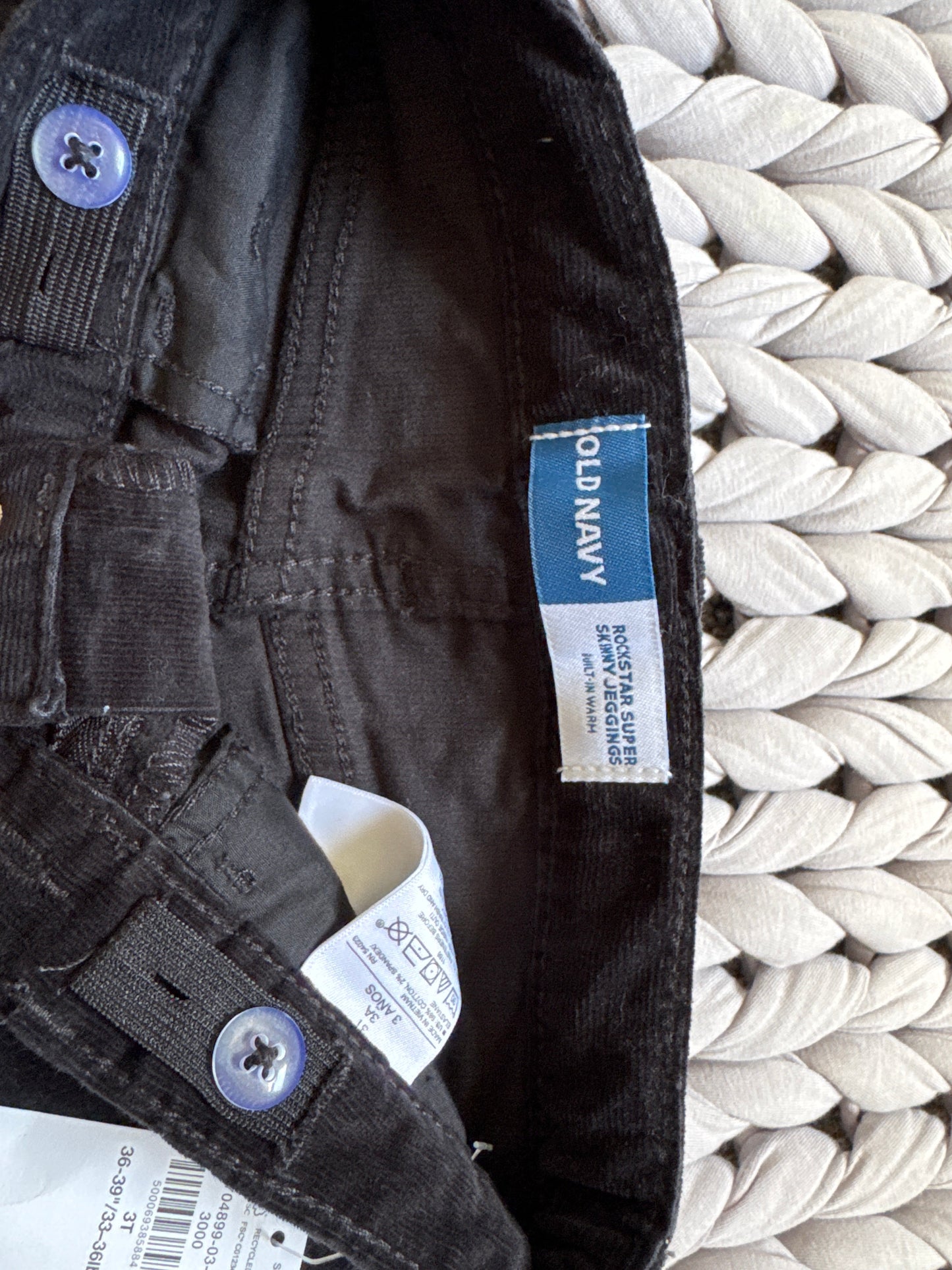 Seller #127 Old Navy jeggings NWT girls size 3T