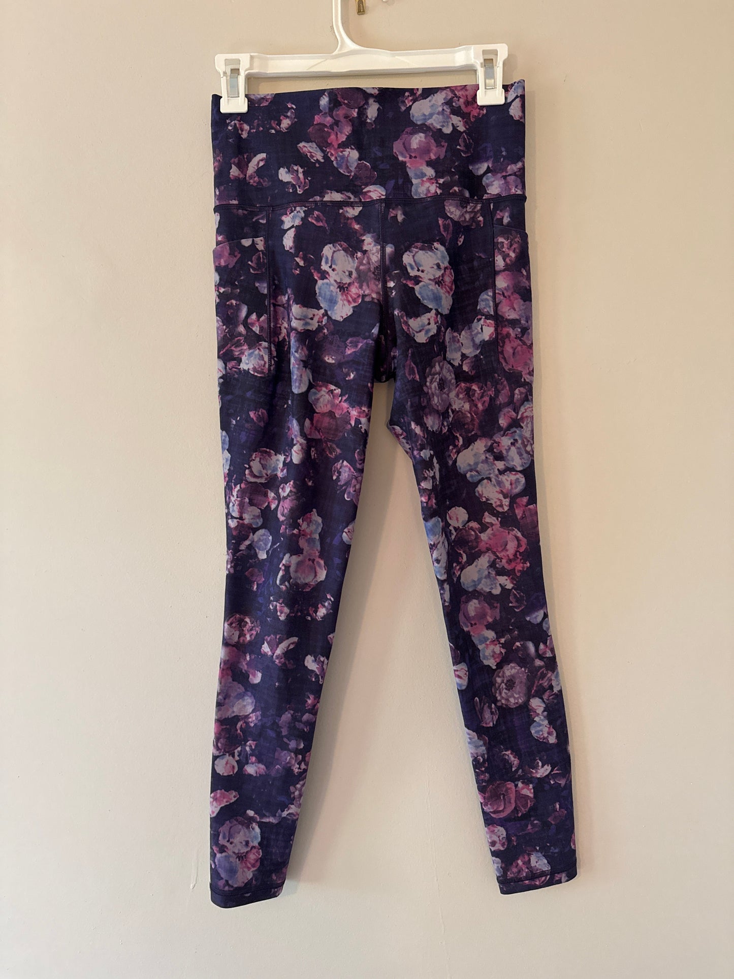 Seller #127 Athleta yoga bra & leggings, Women's Size small